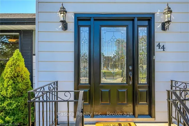 44 Old Cut Blvd, Norfolk 4