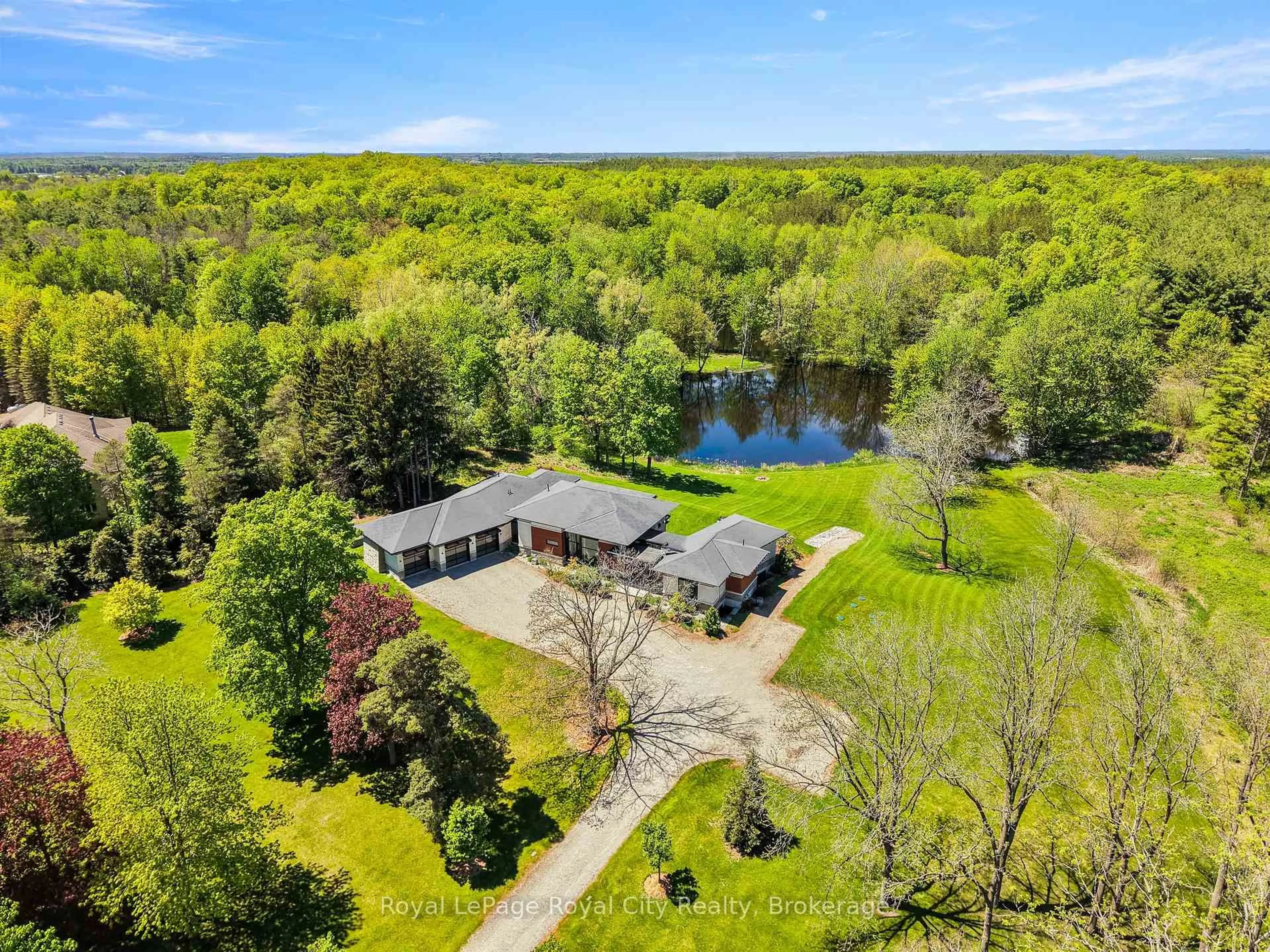 A pic from outside/outdoor area/front of a property/back of a property/a pic from drone, water/lake/river/ocean view for 164 Hume Rd, Puslinch Ontario N0B 2J0