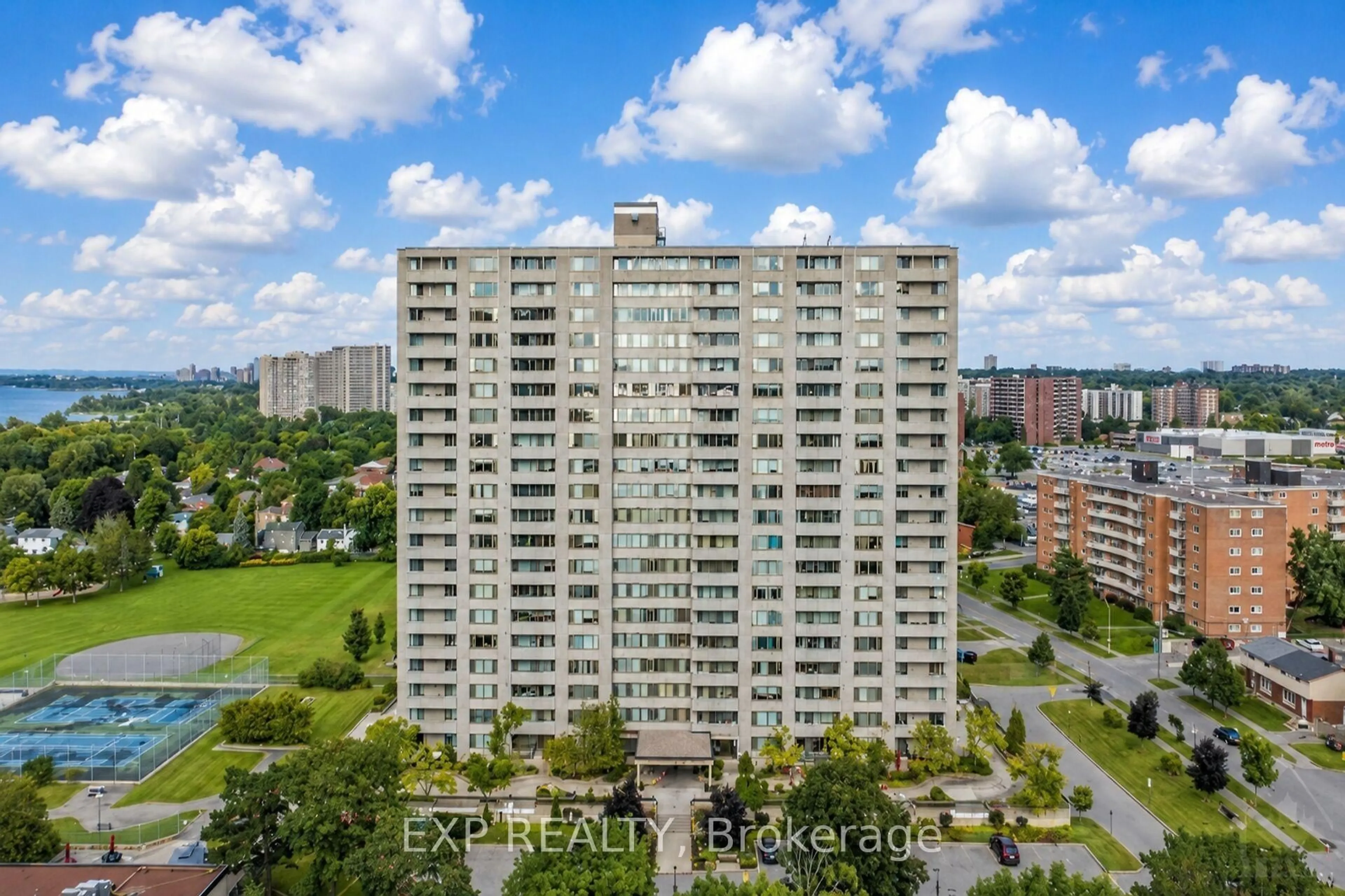 A pic from outside/outdoor area/front of a property/back of a property/a pic from drone, city buildings view from balcony for 2625 Regina St #2008, Ottawa Ontario K2B 5W8
