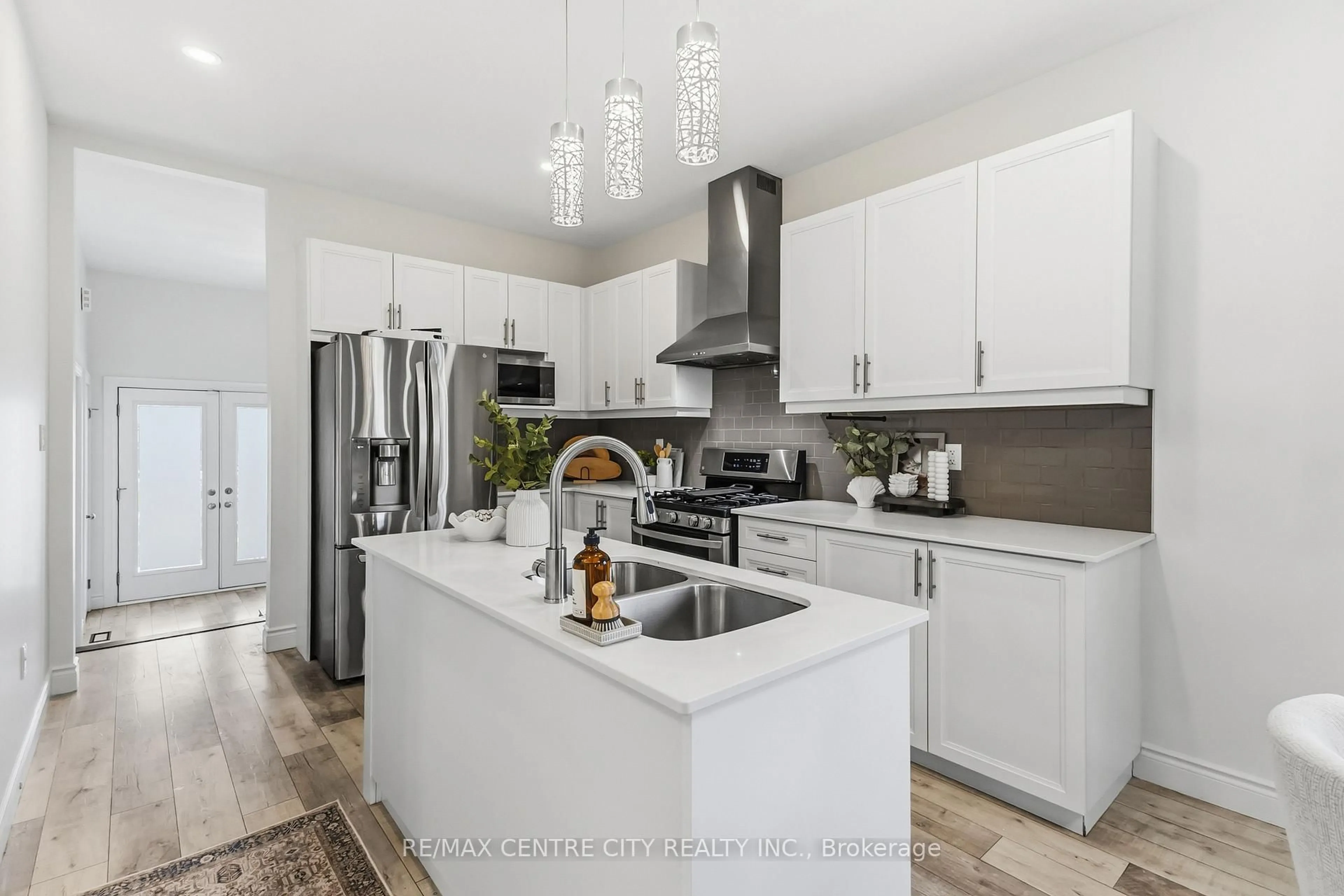 Open concept kitchen, unknown for 2344 Constance Ave, London South Ontario N6M 0G5