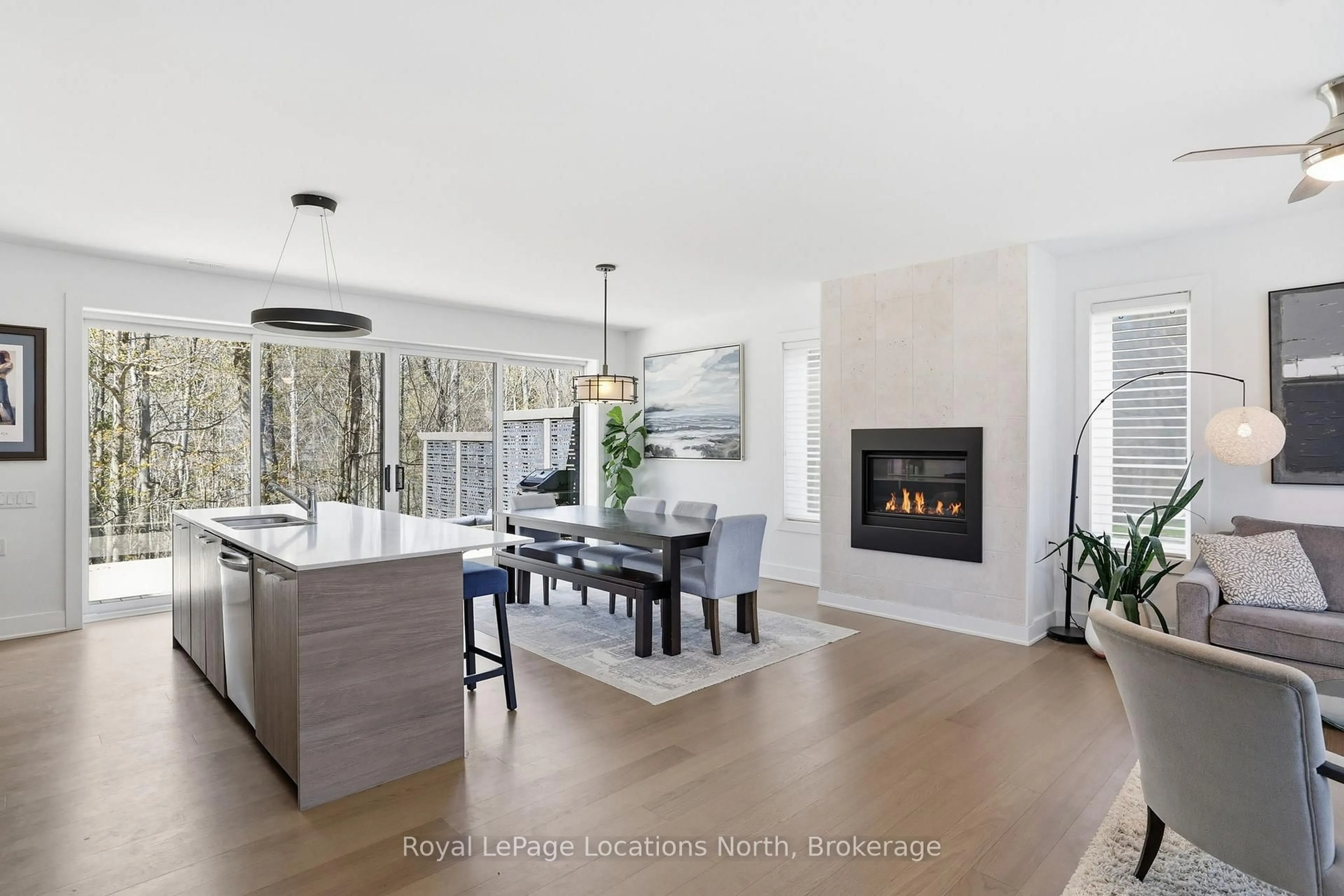 Open concept kitchen, unknown for 66 Gordon Cres, Meaford Ontario N4L 1C7