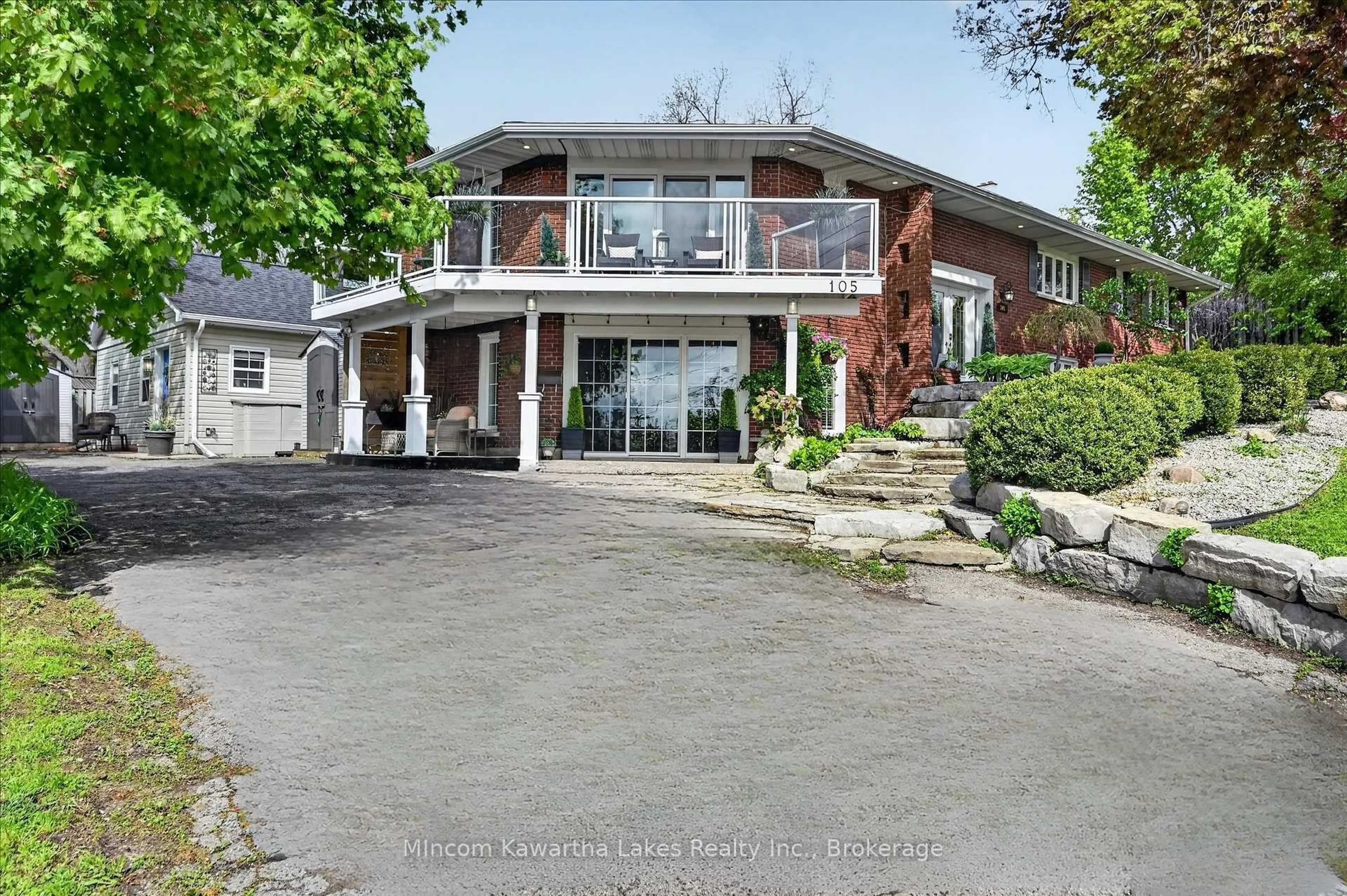 A pic from outside/outdoor area/front of a property/back of a property/a pic from drone, street for 105 Ridgewood Rd, Peterborough Ontario K9J 1P2