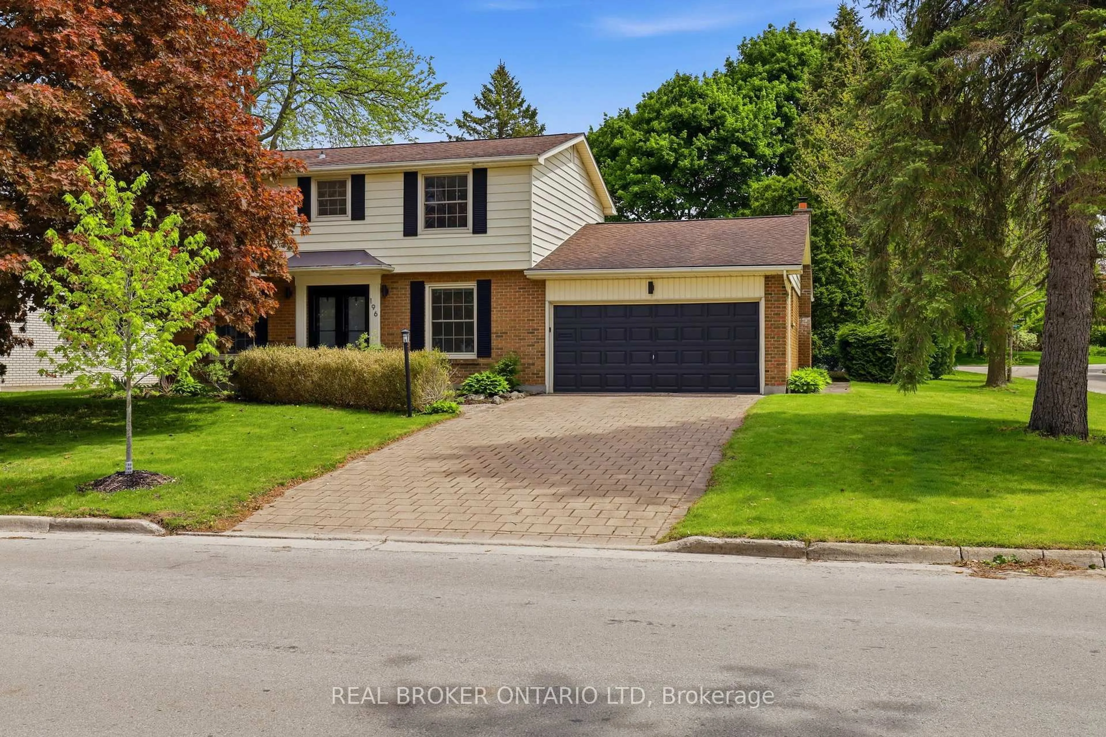 Unknown for 196 Wychwood Park, London North Ontario N6G 1R9