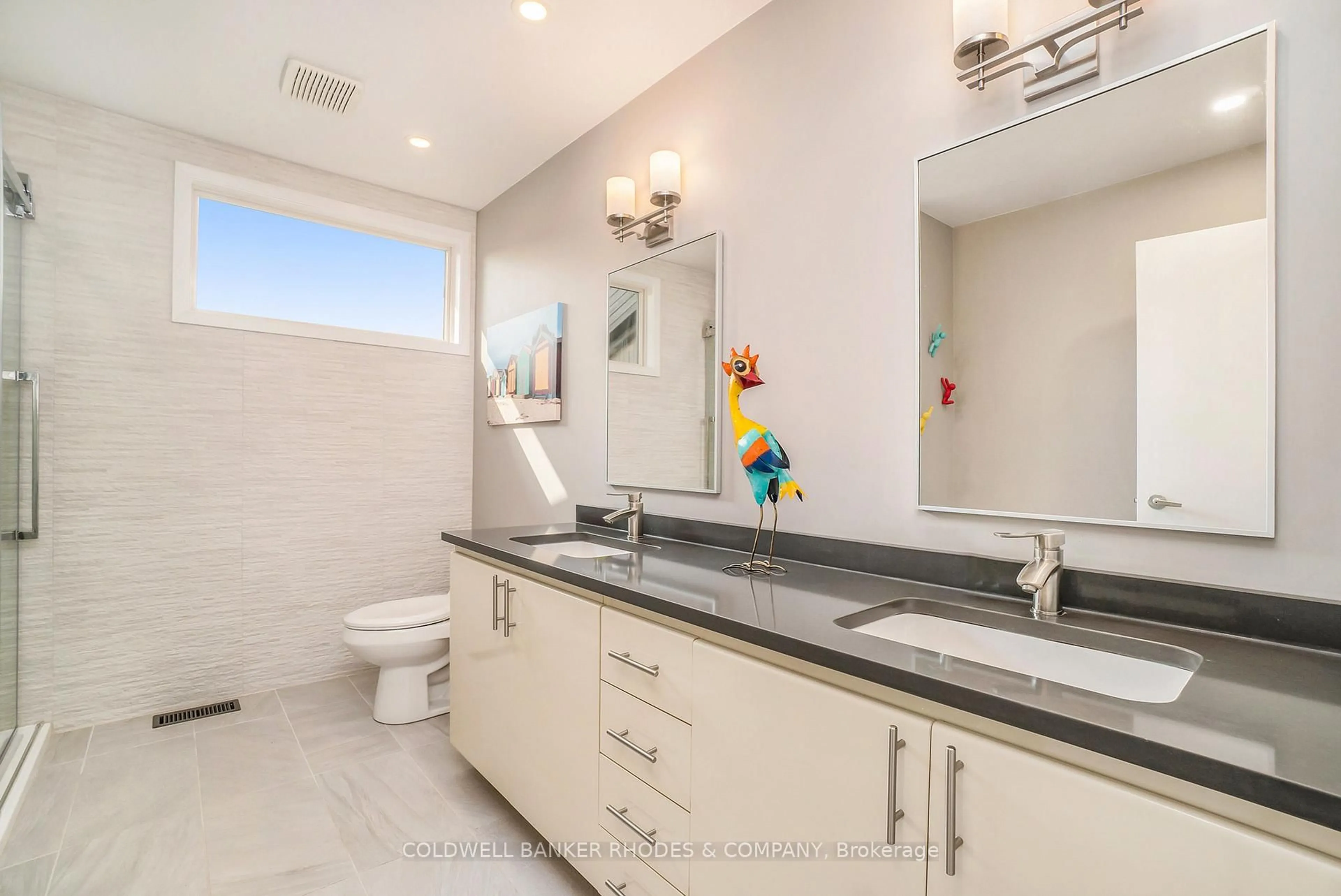 Contemporary bathroom, ceramic/tile floor for 3 Mission Inn Grve, Ottawa Ontario K2R 1C2