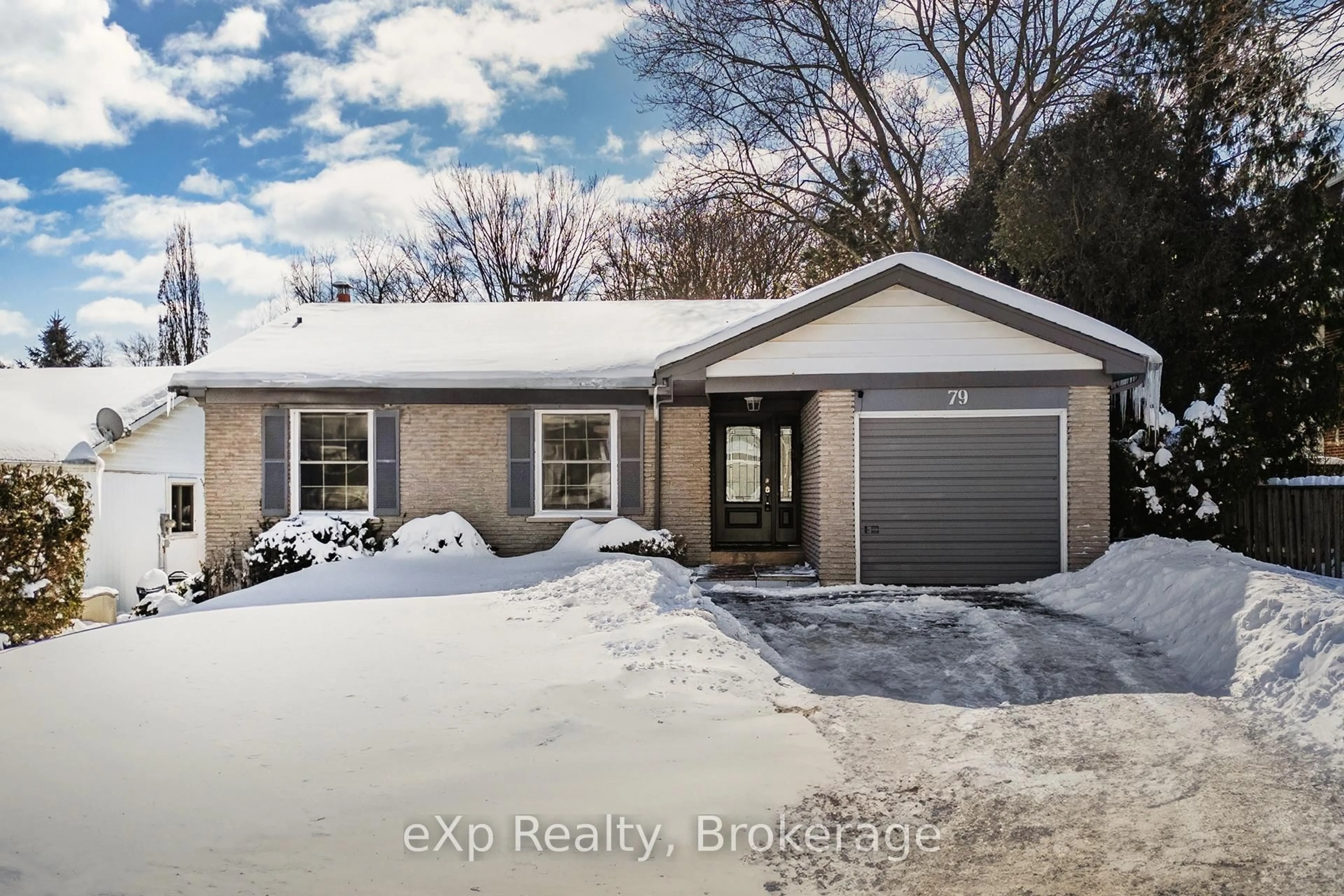 Home with brick exterior material, street for 79 Ann St, Hamilton Ontario L9H 5R2