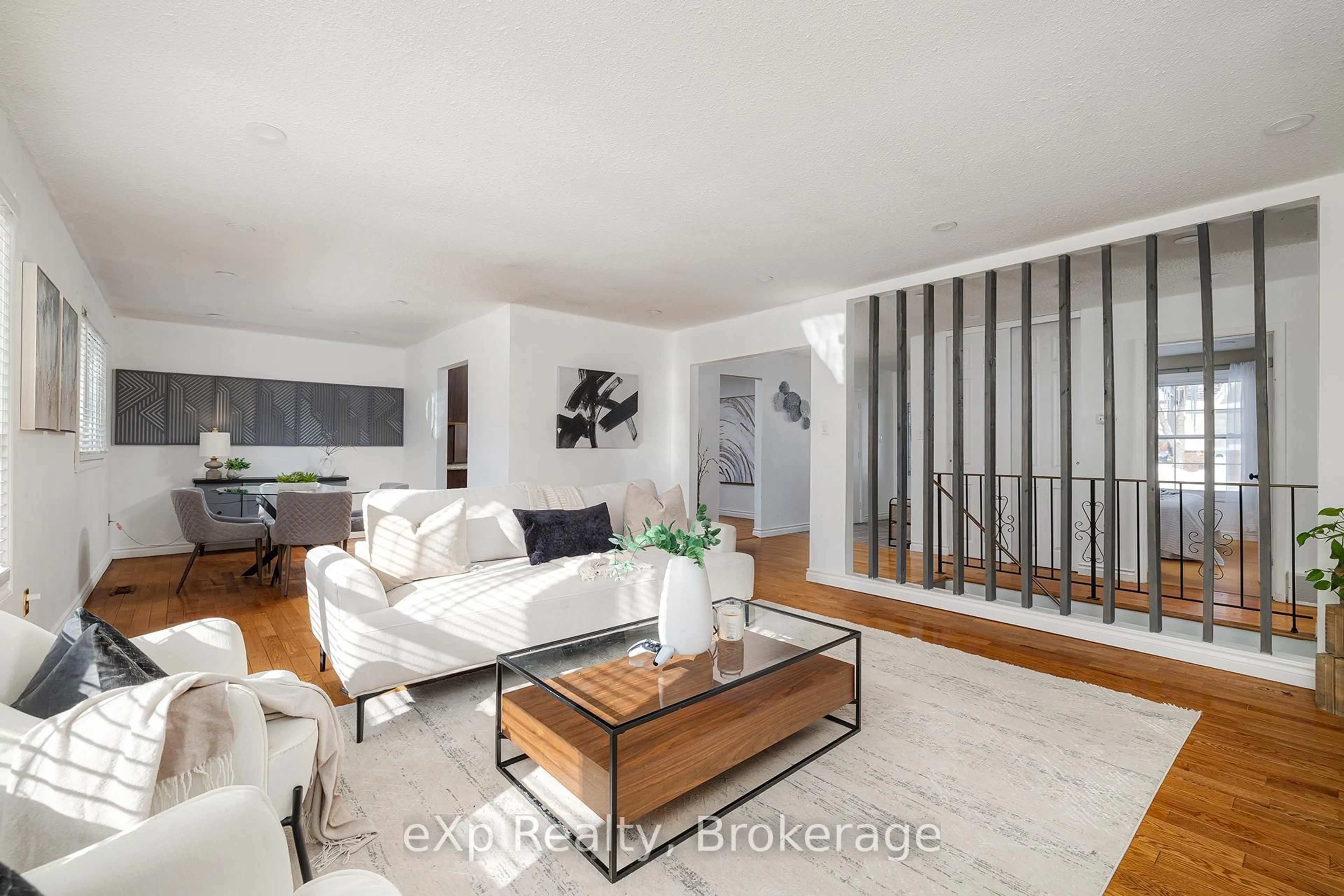 Living room with furniture, unknown for 79 Ann St, Hamilton Ontario L9H 5R2