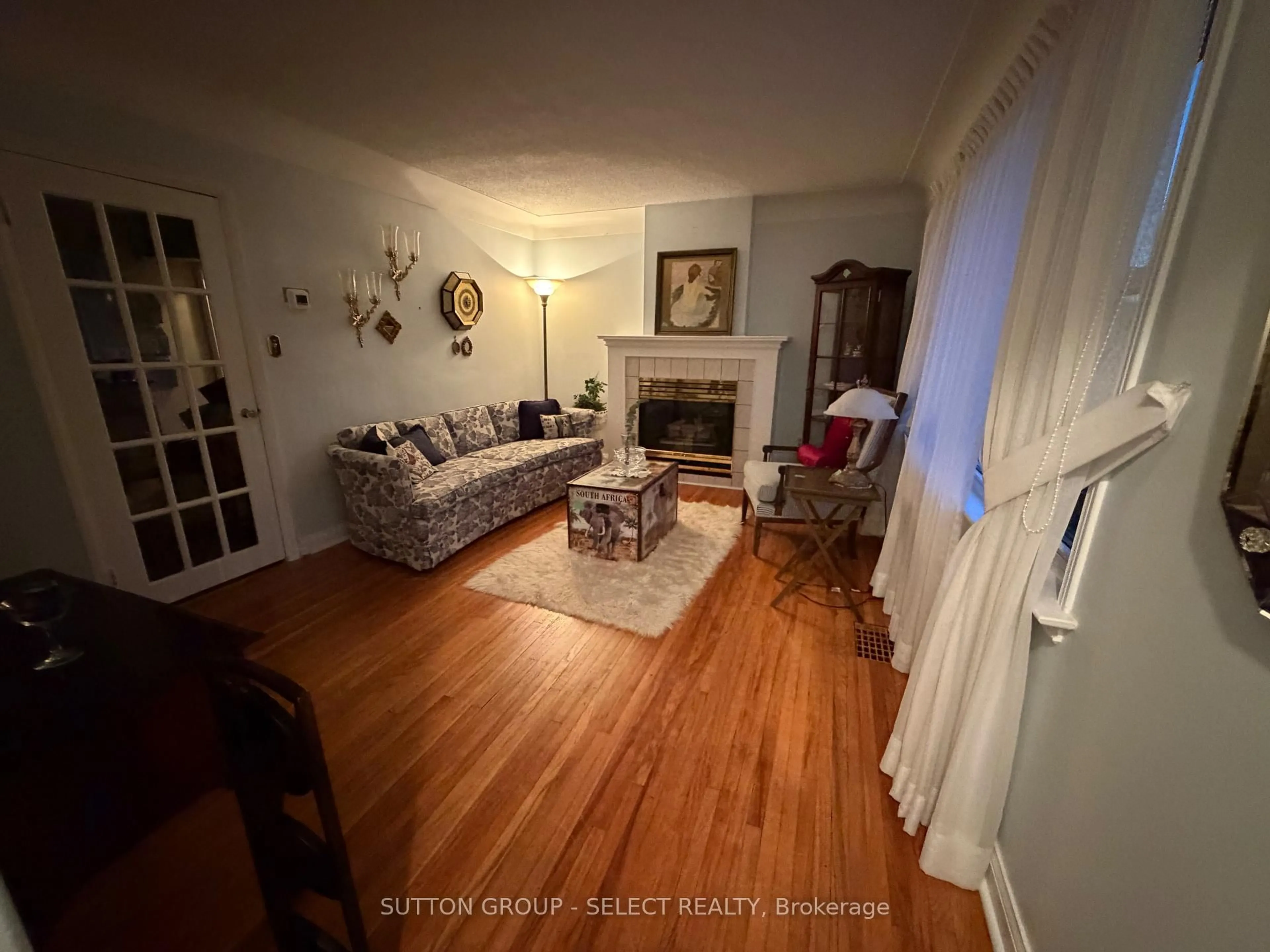 A pic of a room for 271 Taylor St, London East Ontario N5Y 2J6