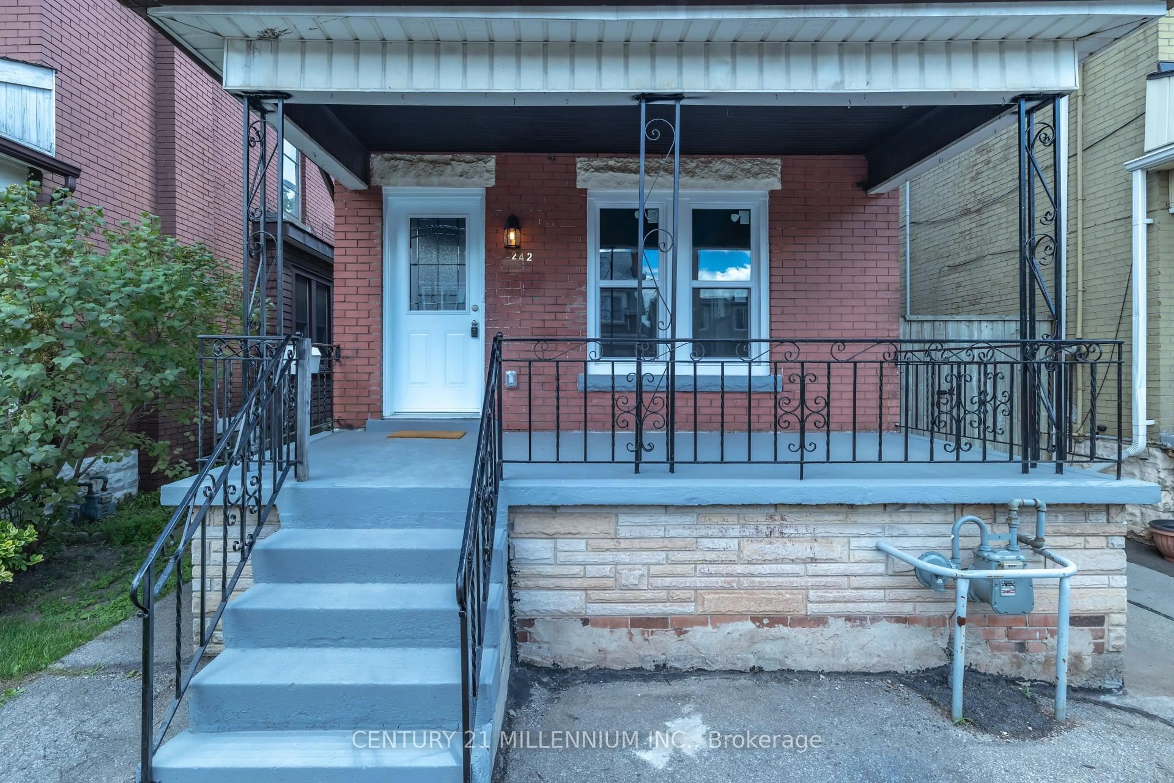 Unknown for 242 Balmoral Ave, Hamilton Ontario L8L 7S2