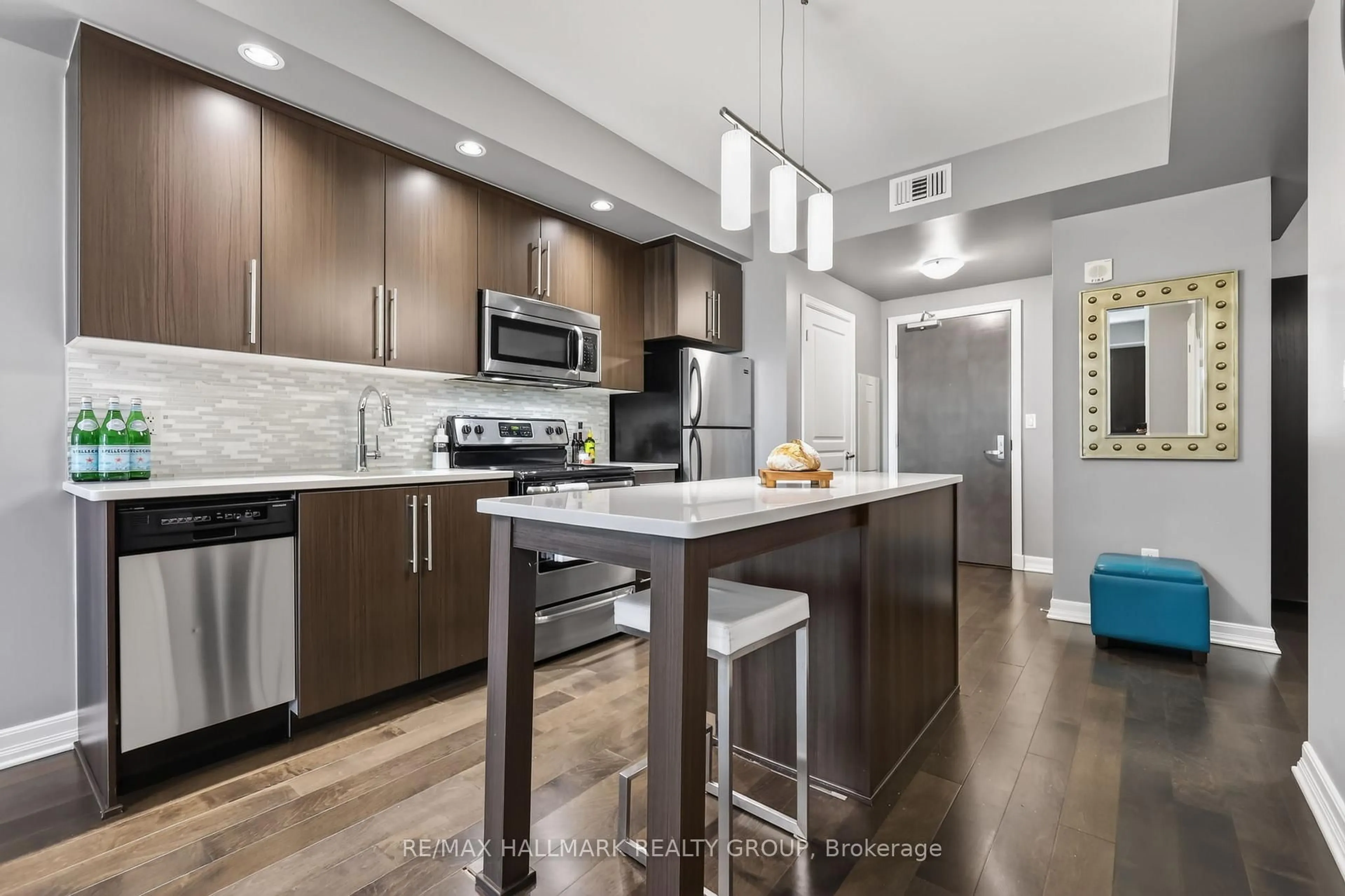 Open concept kitchen, unknown for 238 Besserer St #708, Ottawa Ontario K1N 6B1