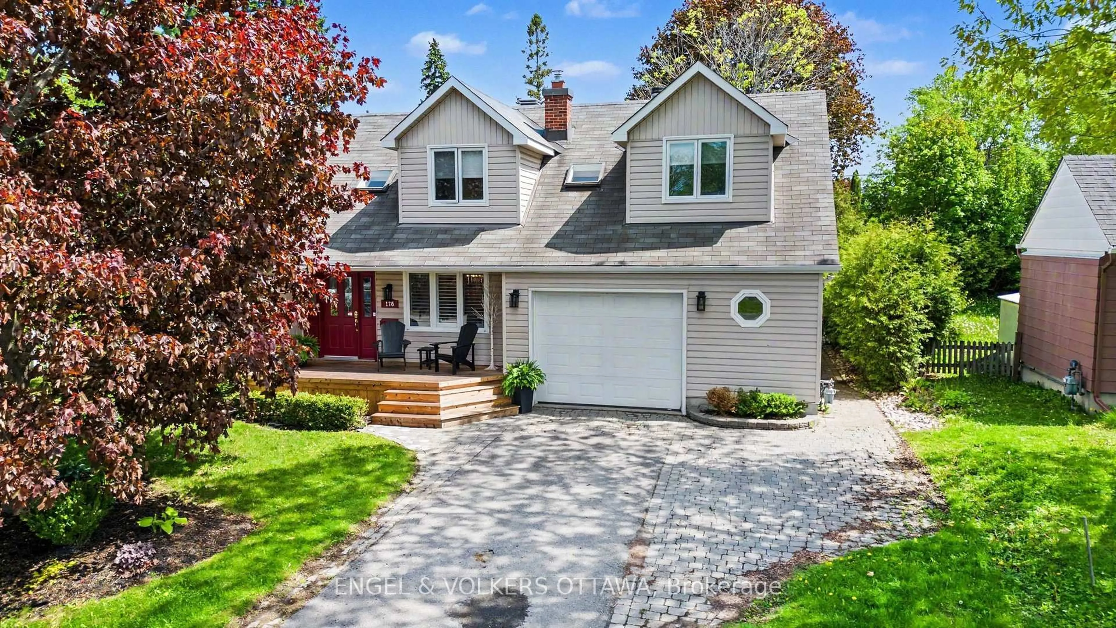 Home with brick exterior material, street for 176 Sanford Ave, Ottawa Ontario K2C 0E9