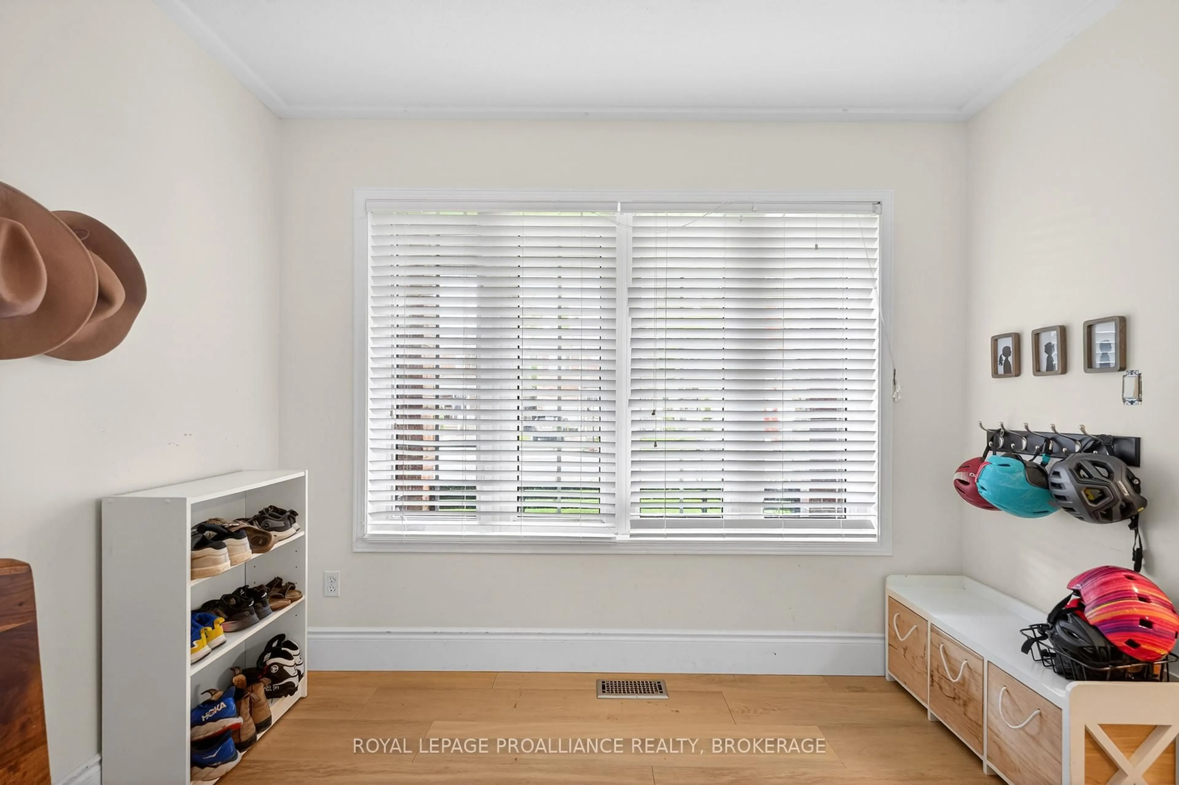 A pic of a room for 87 Dalgleish Ave, Kingston Ontario K7K 7E1