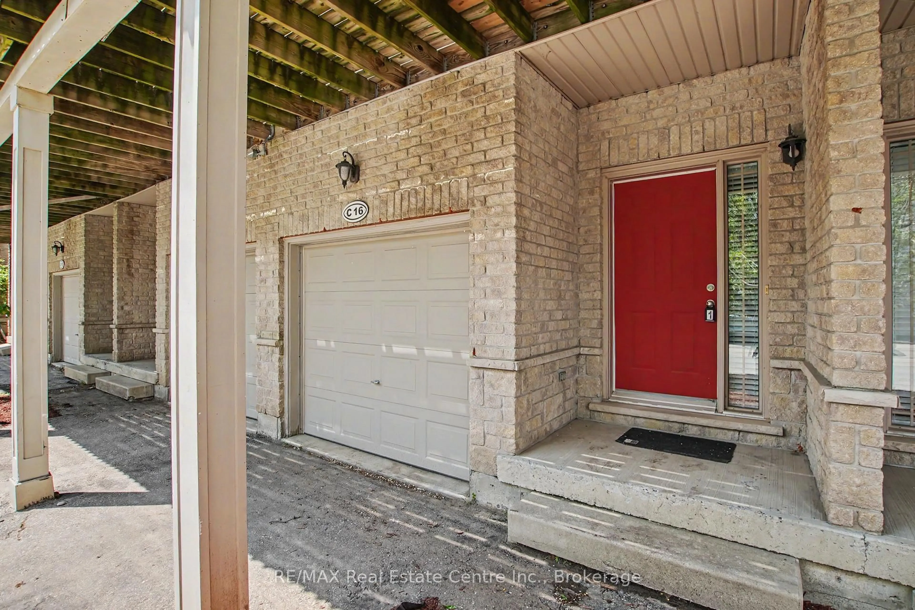 Indoor entryway for 619 Wild Ginger Ave #C16, Waterloo Ontario N2V 2X1