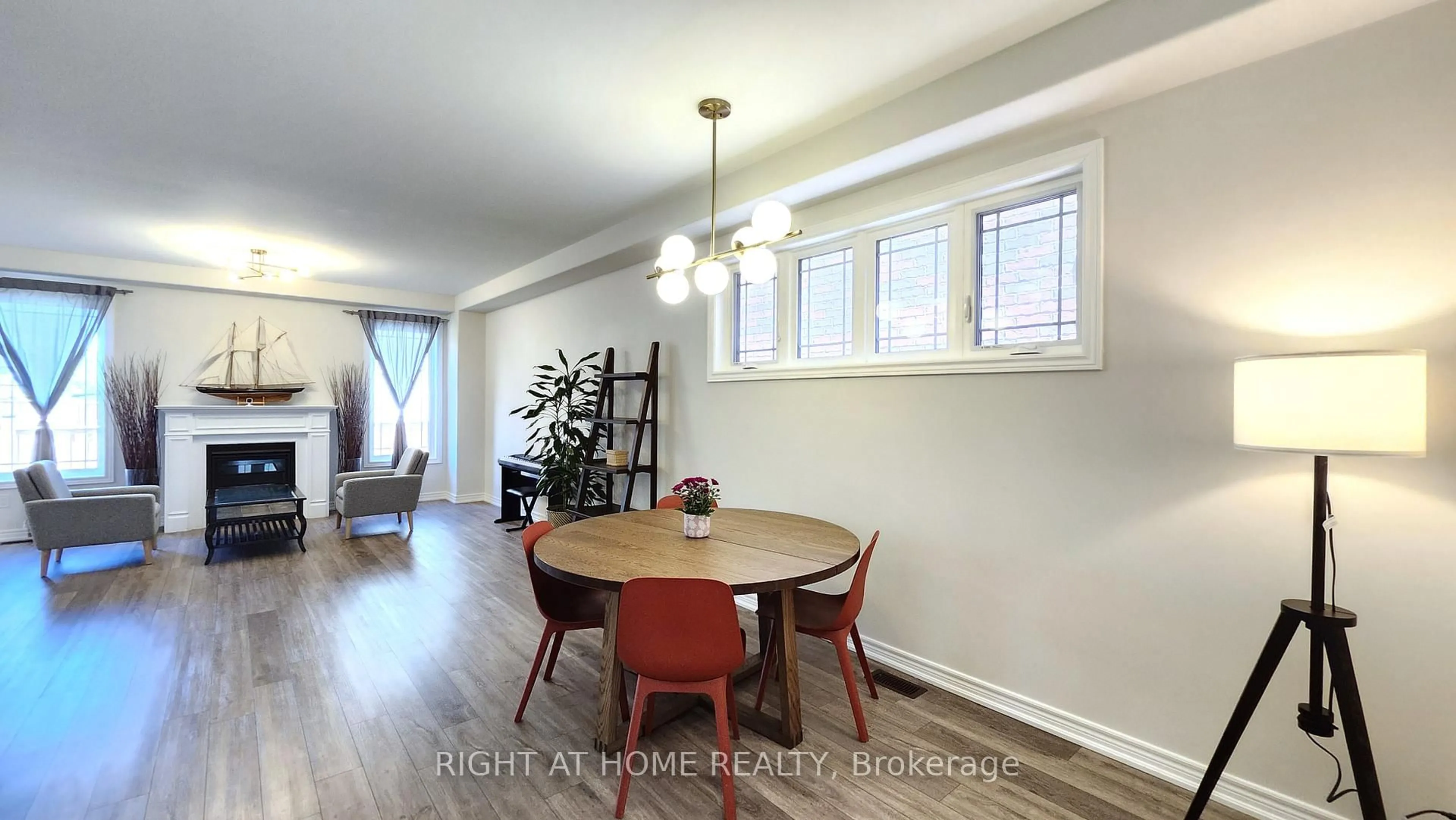 Dining room, wood/laminate floor for 1120 Rippingale Tr, Peterborough Ontario K9H 0K1