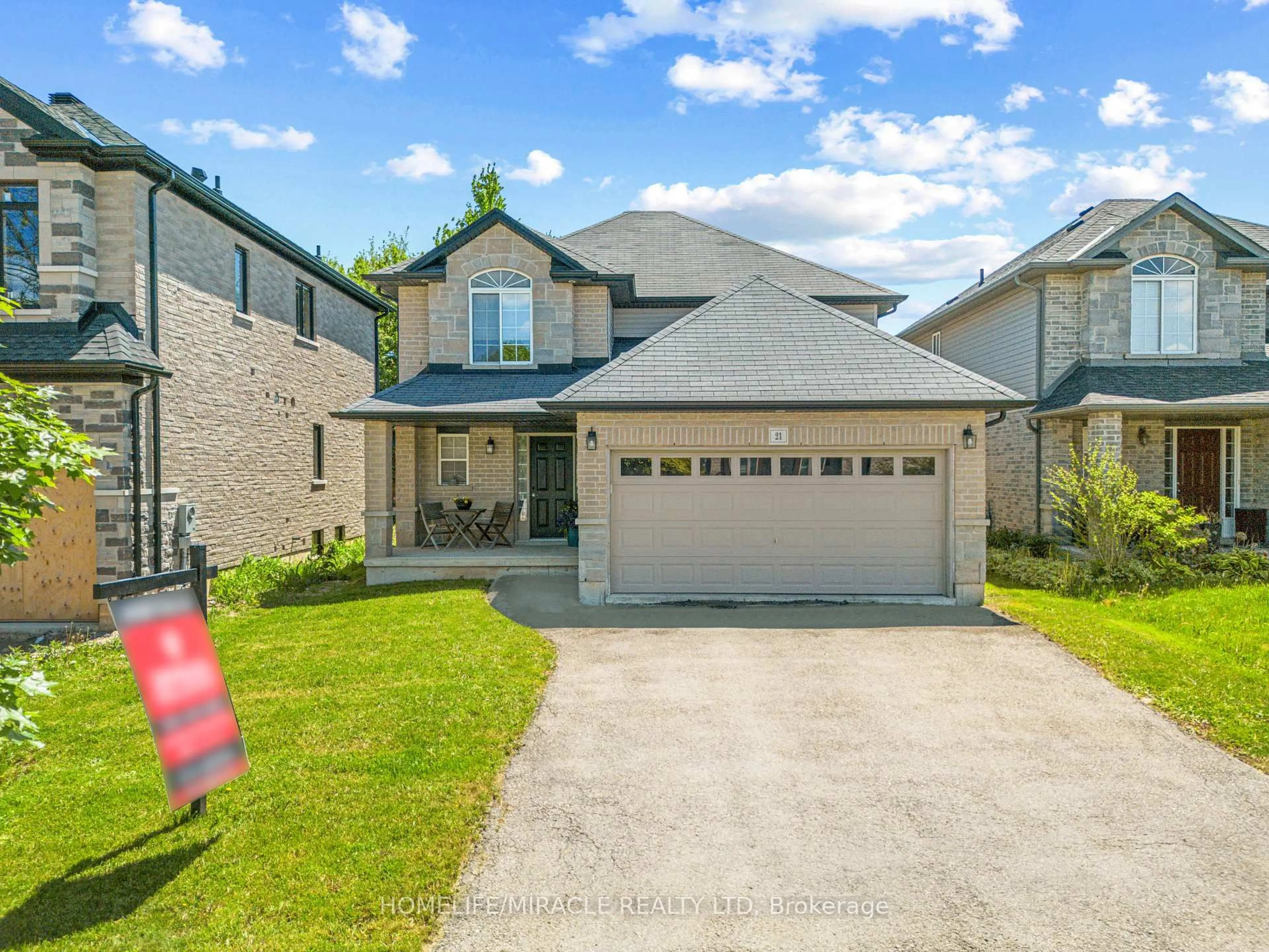 Unknown for 21 Davinci Blvd, Hamilton Ontario L9B 0C5