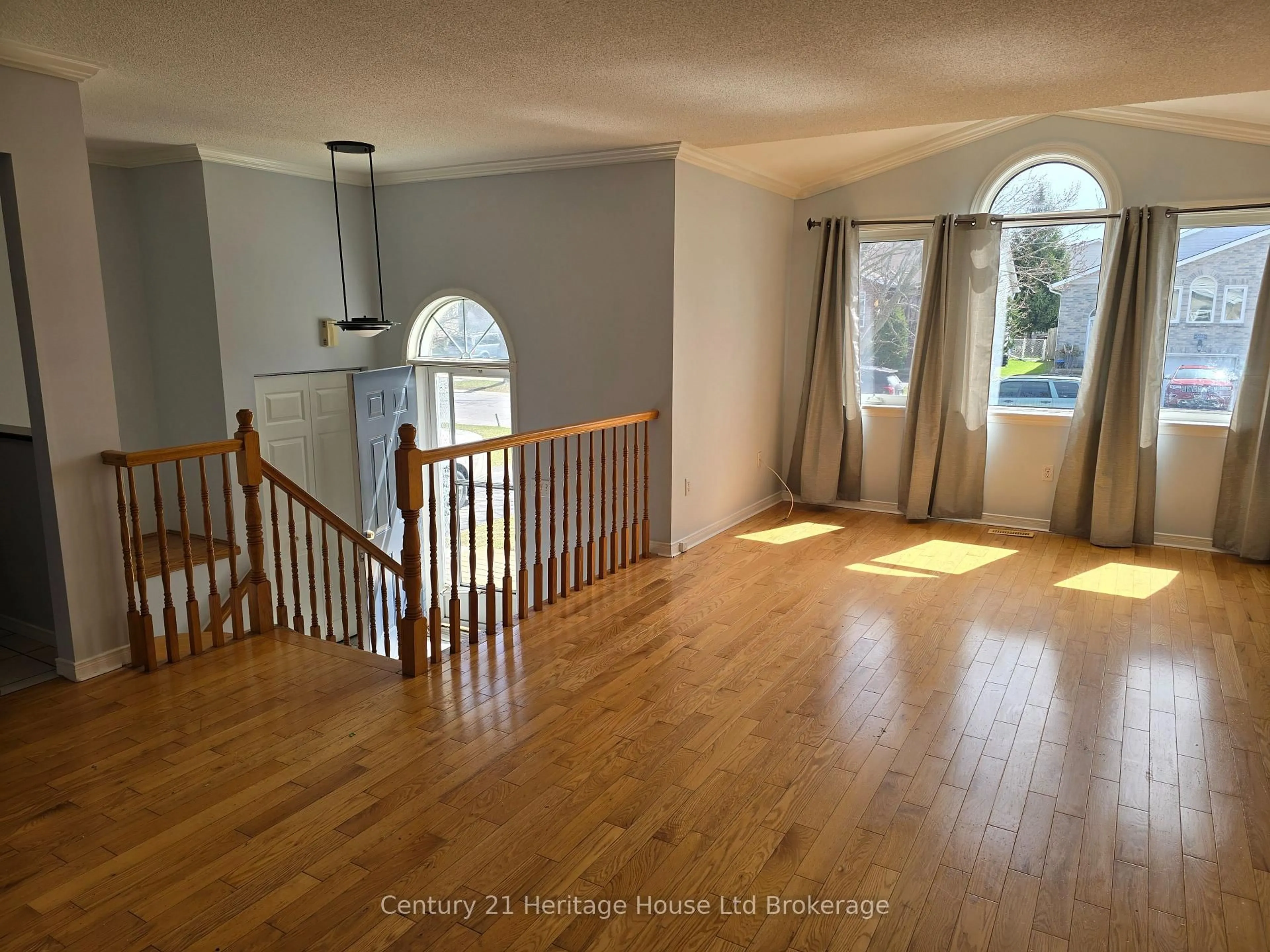 Unknown for 1229 Brackenwood Cres, Kingston Ontario K7P 2W4