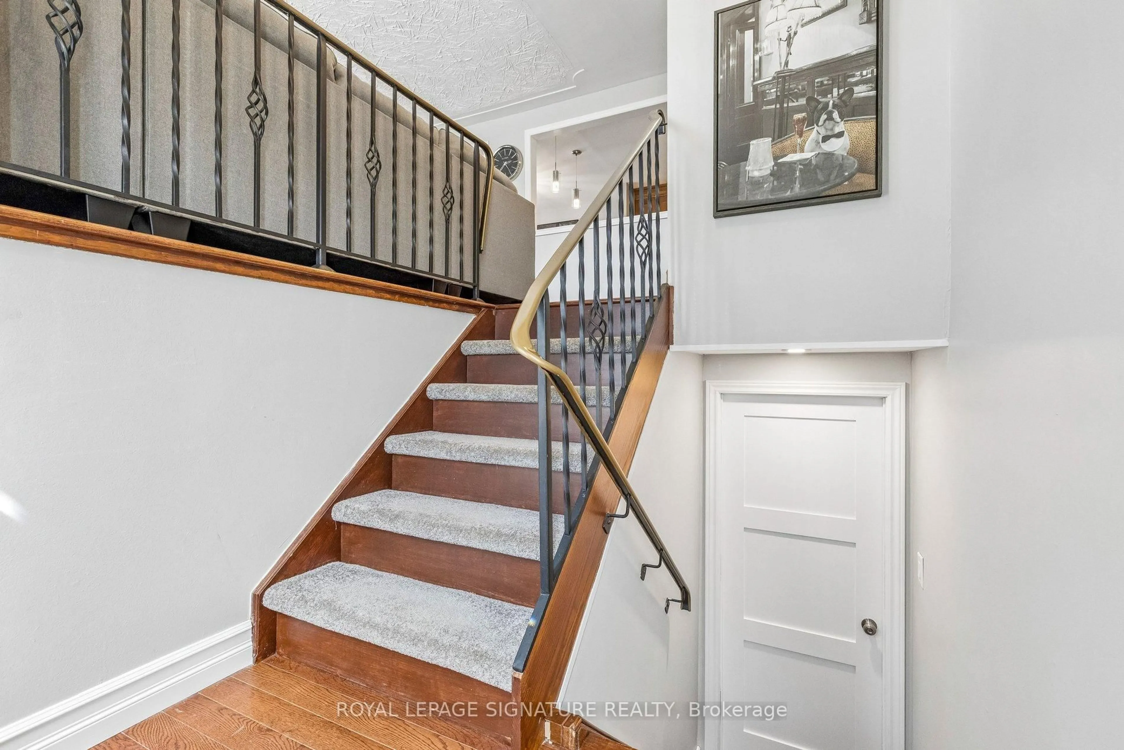 Unknown for 618 Fern Rd, Waterloo Ontario N2V 1G6