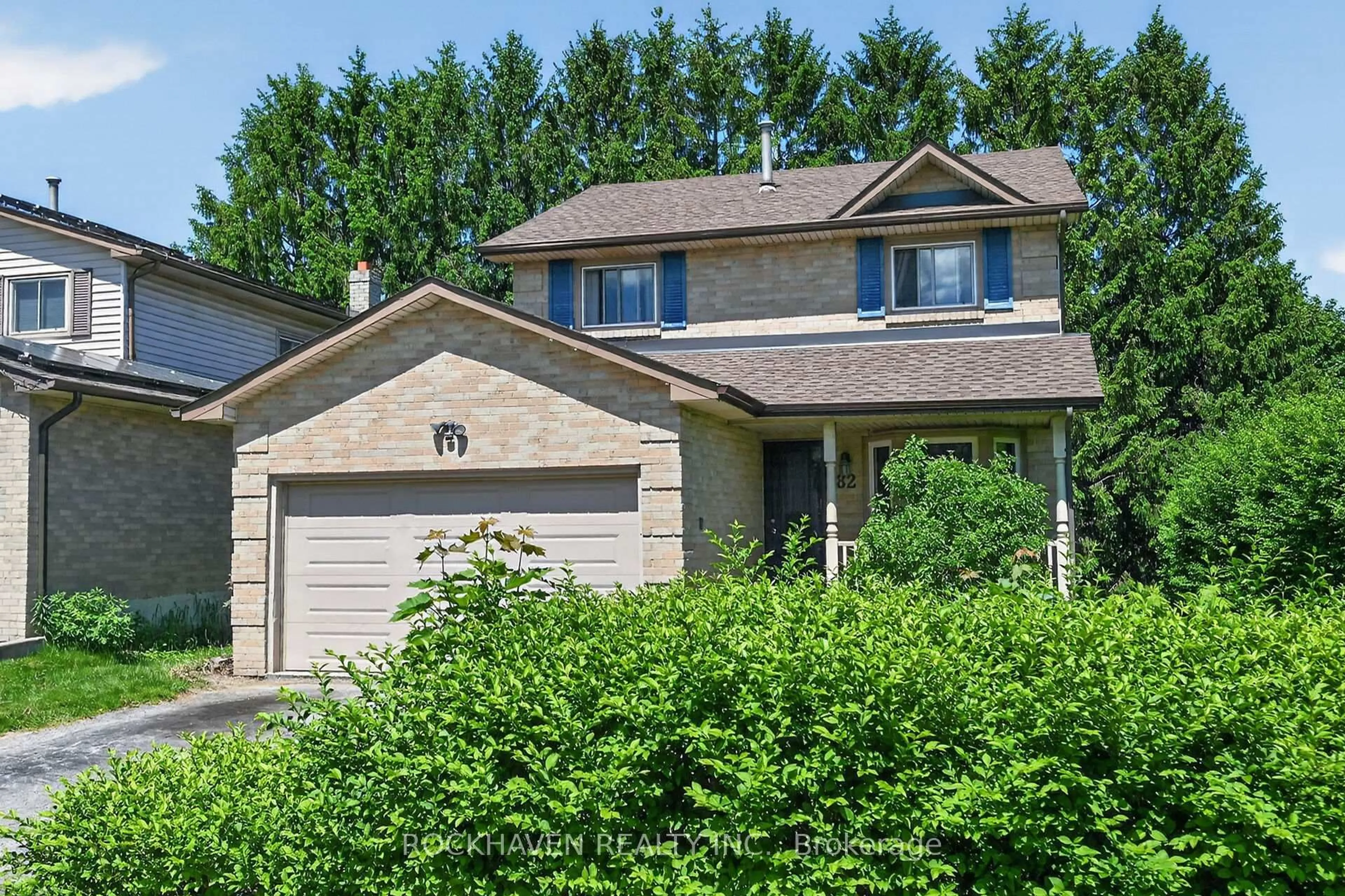 Home with brick exterior material, street for 82 Braeheid Ave, Hamilton Ontario L8B 0C6