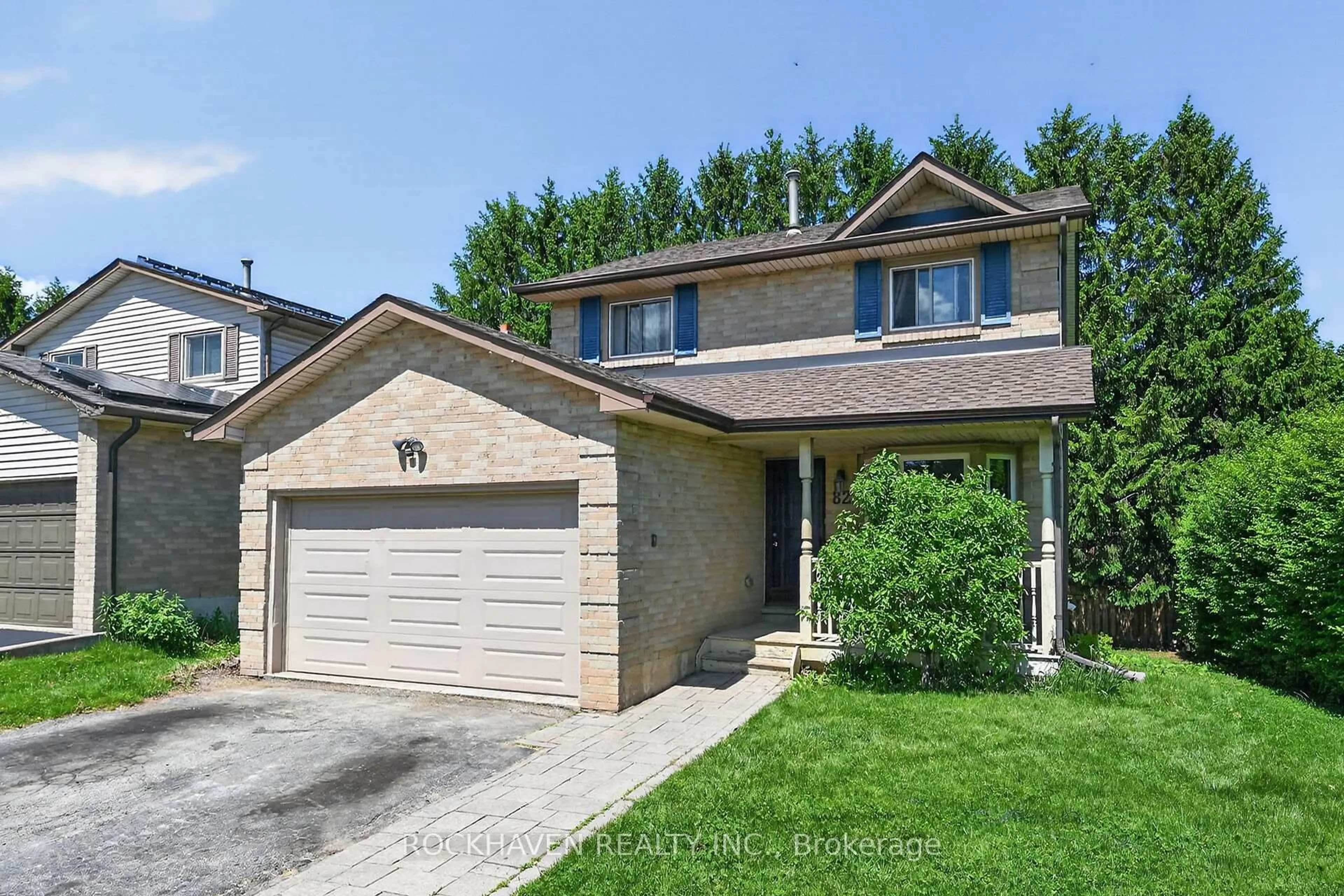 Home with brick exterior material, street for 82 Braeheid Ave, Hamilton Ontario L8B 0C6