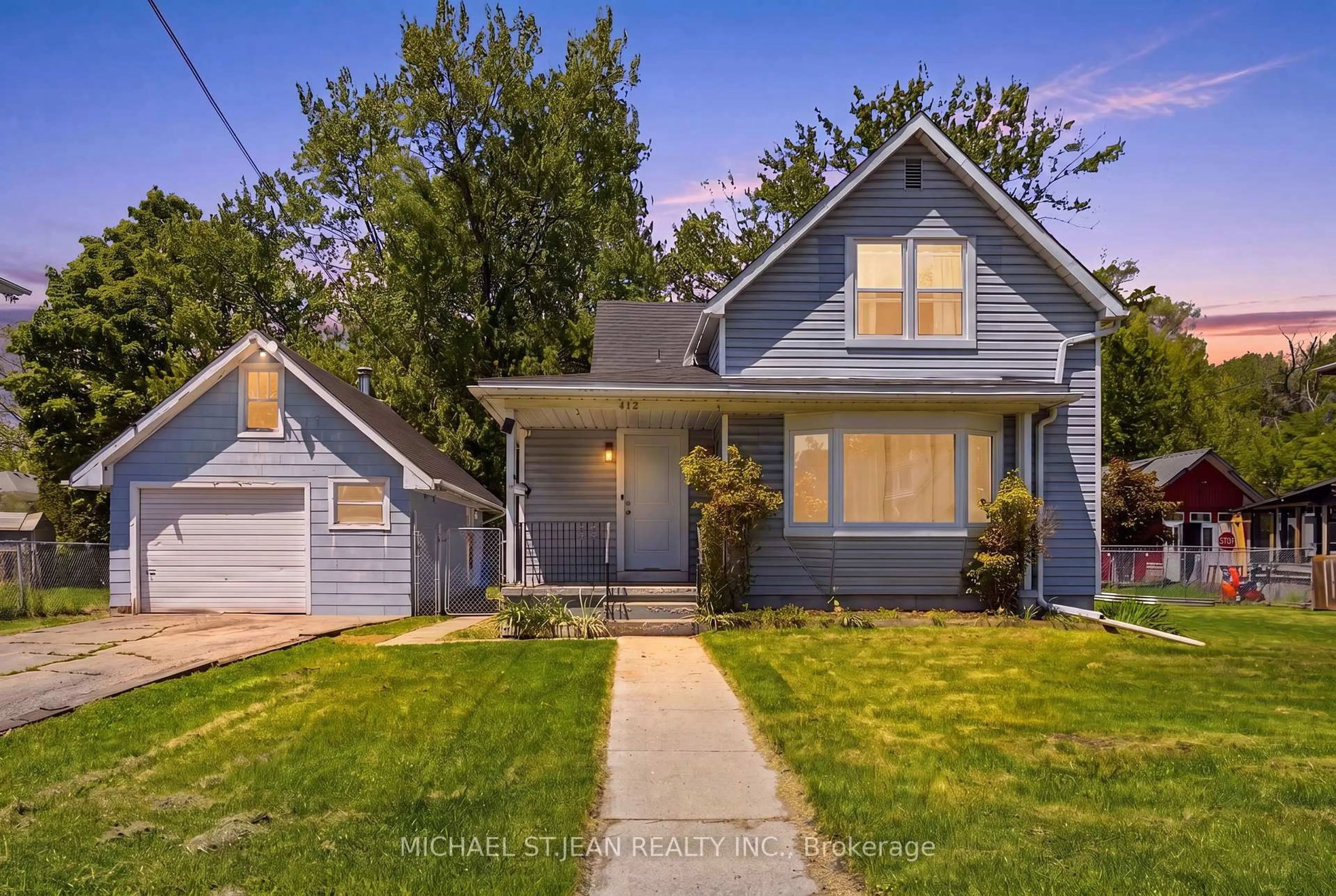 Home with vinyl exterior material, street for 412 Helena St, Haldimand Ontario N1A 2T2