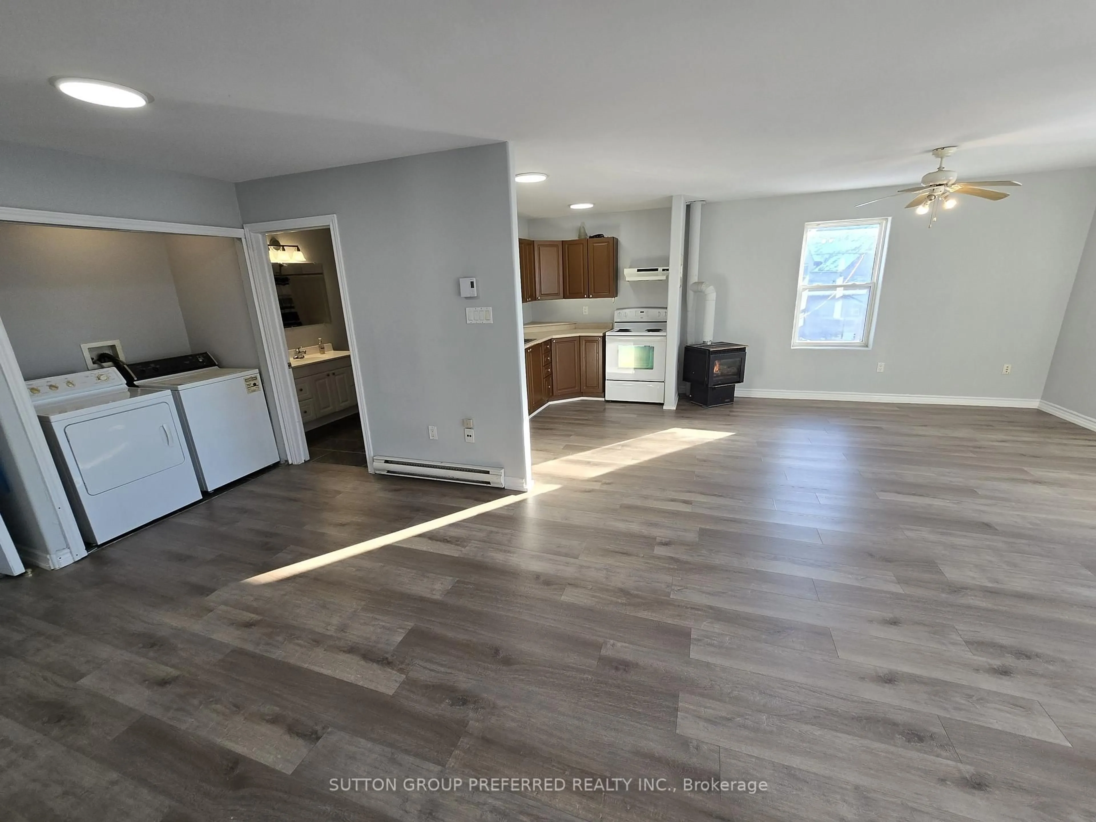 A pic of a room for 453 Bathurst St, London East Ontario N6B 1P4