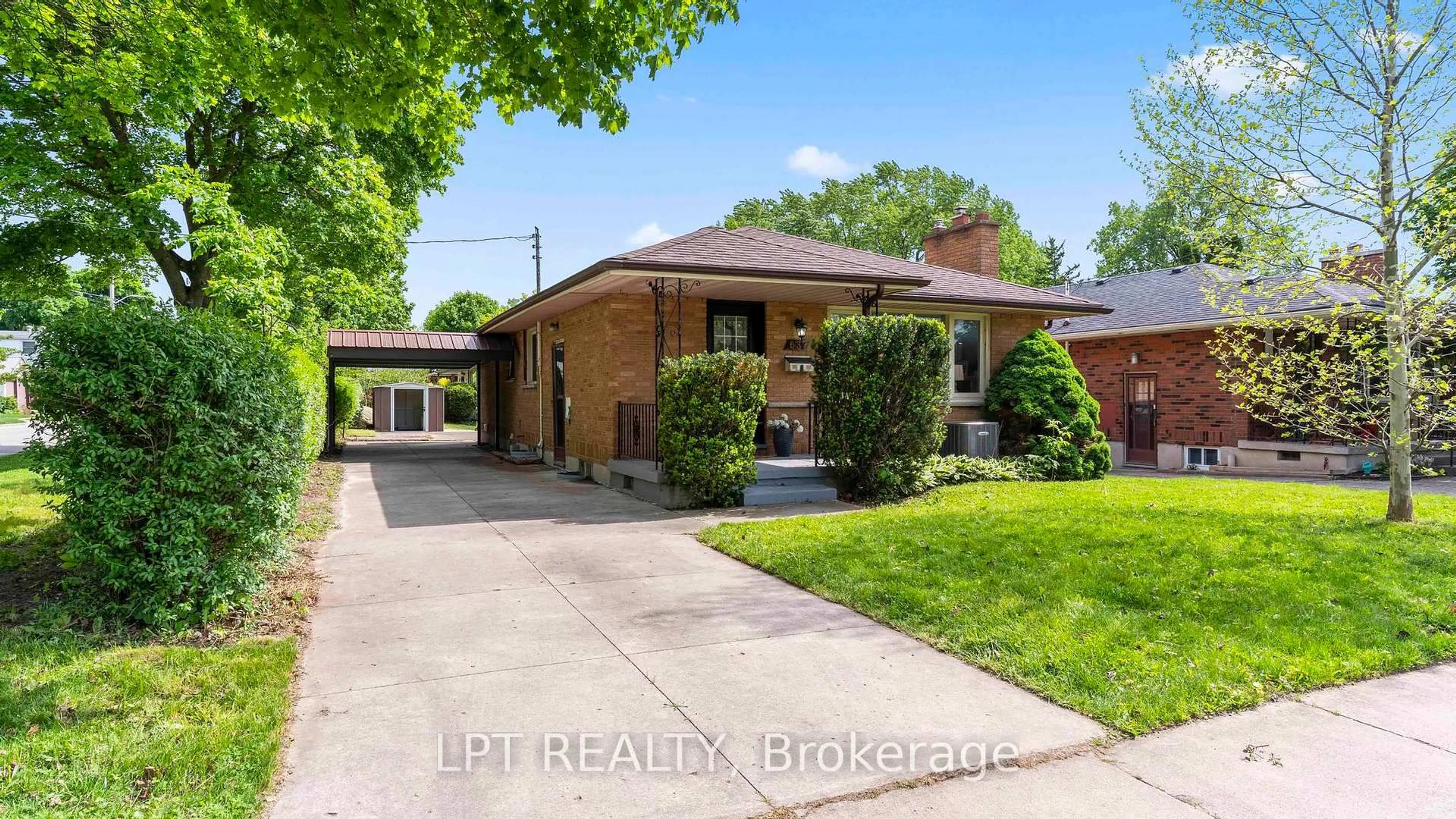 Home with brick exterior material, street for 637 Ross St, London East Ontario N5Y 3V8