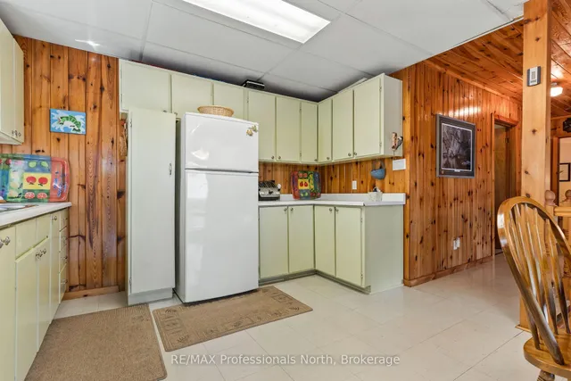 10167 Little Hawk-West Sho, Algonquin Highlands 4