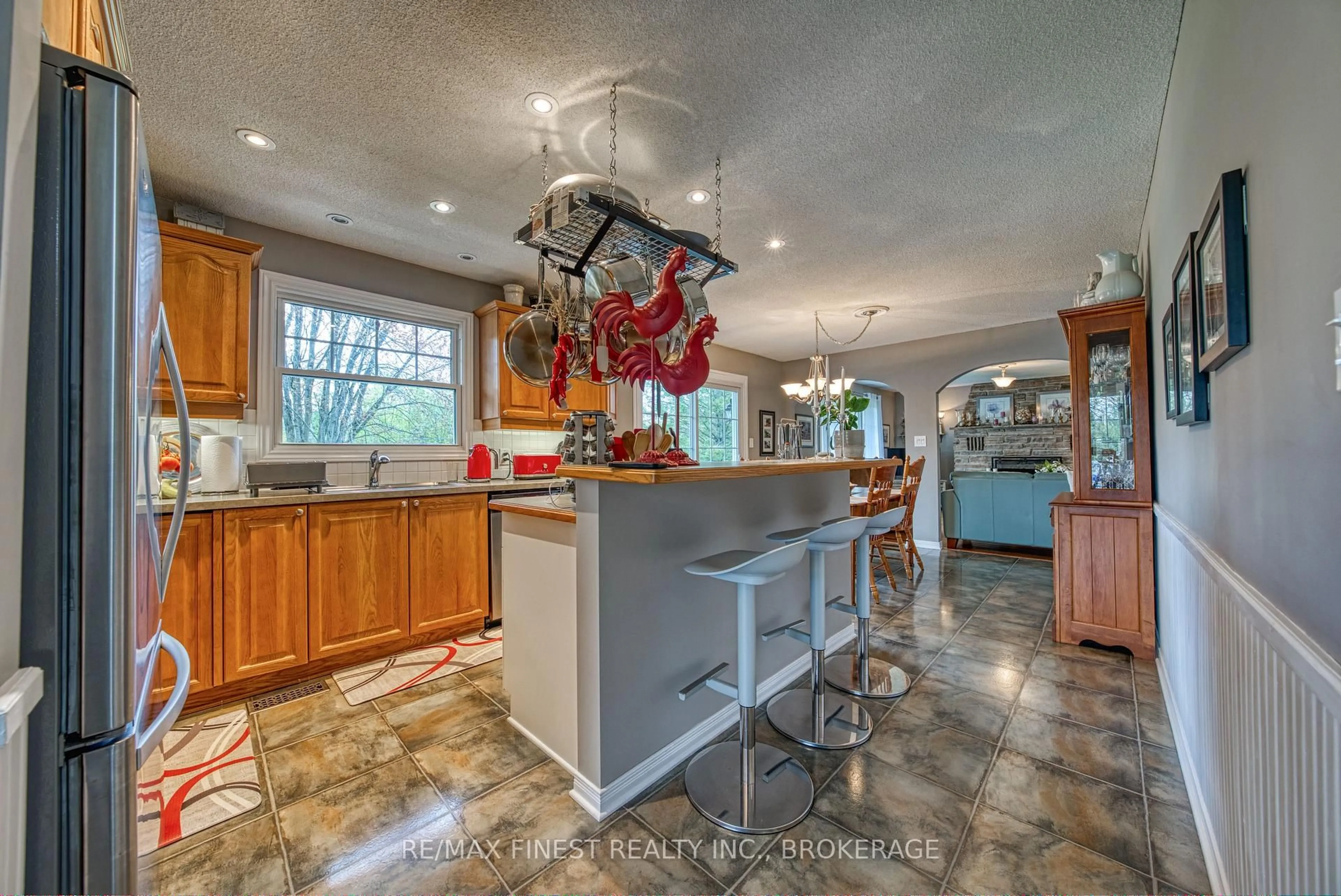 Open concept kitchen, unknown for 1861 Burbrook Rd, Kingston Ontario K0H 1S0