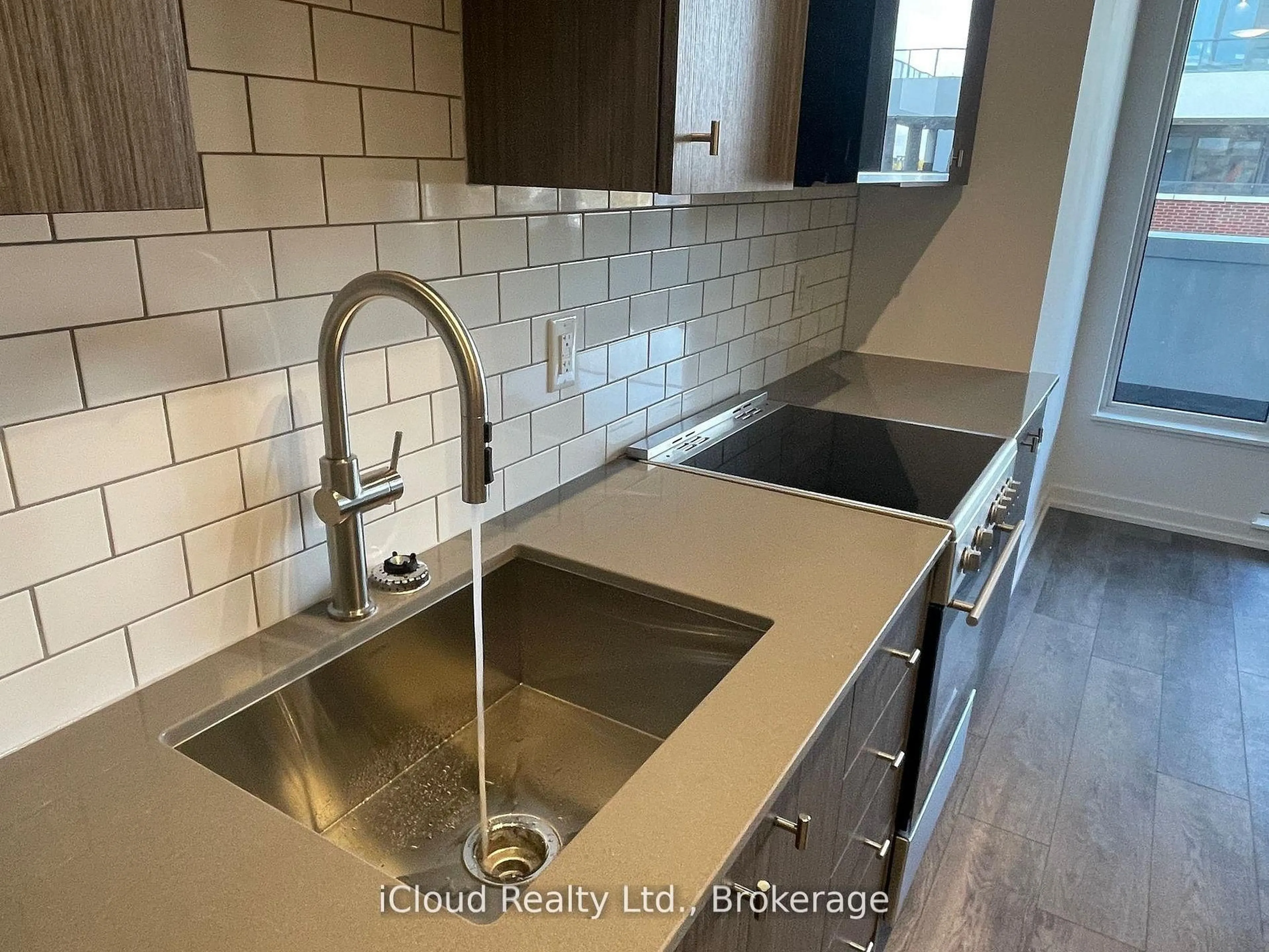 Contemporary kitchen, ceramic/tile floor for 5 Wellington St #202, Kitchener Ontario N2G 0E3