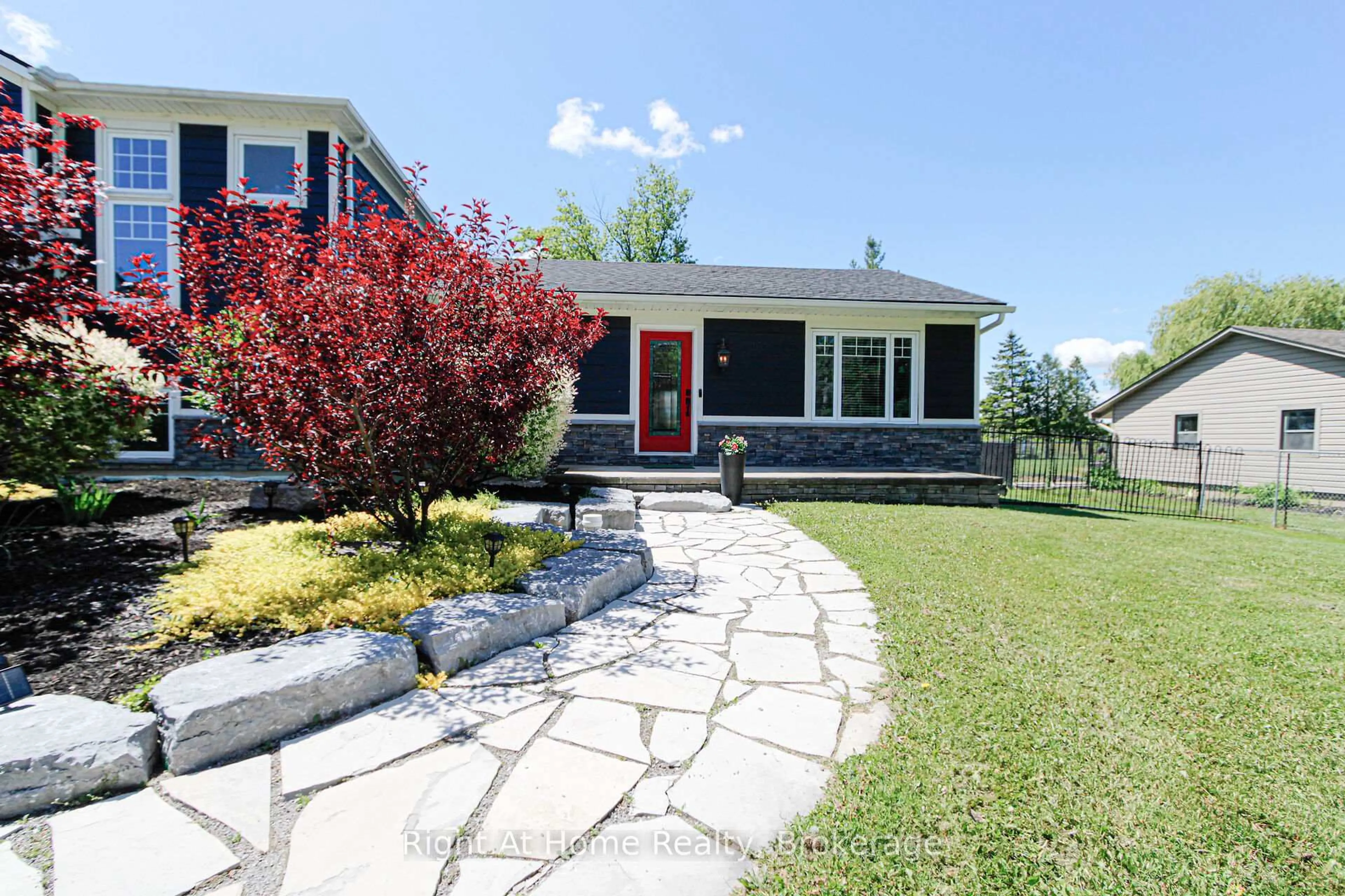 Unknown for 367 Golf Club Rd, Hamilton Ontario L0R 1P0