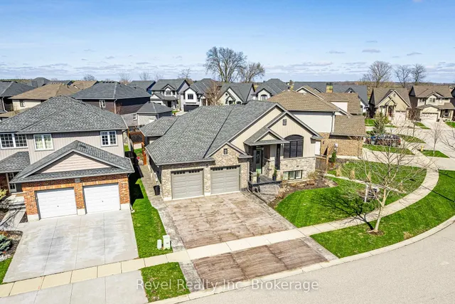624 Halifax Rd, Woodstock 3