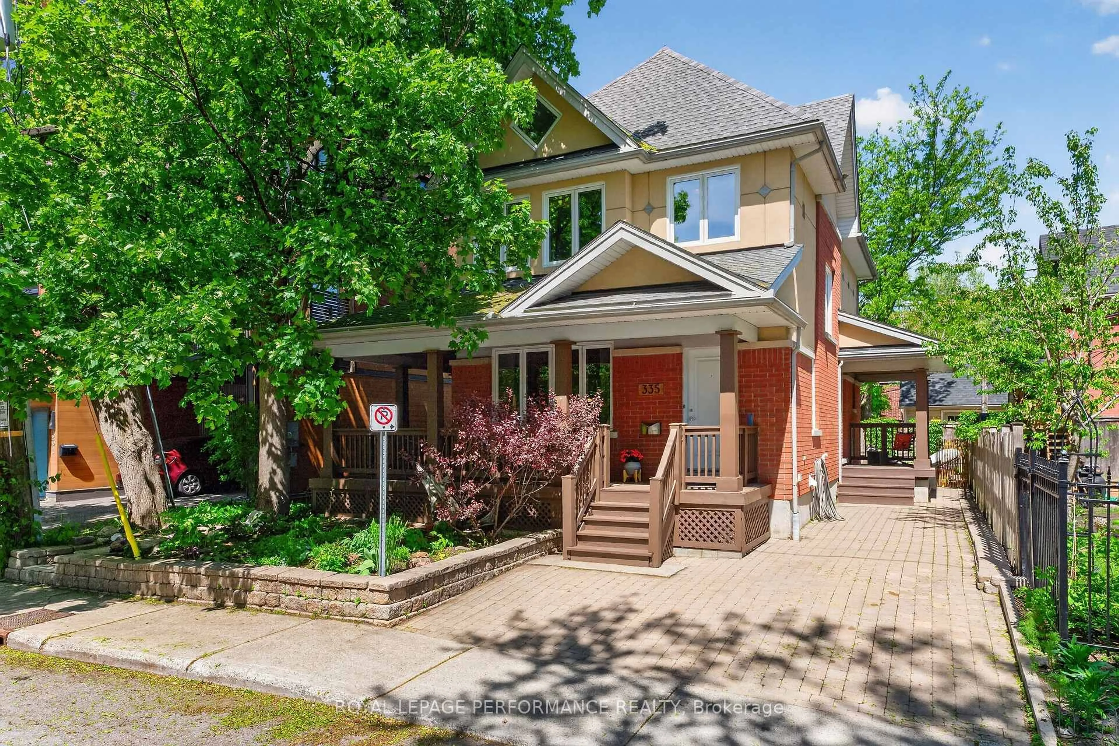Home with brick exterior material, street for 335 Osgoode St, Ottawa Ontario K1N 1H2
