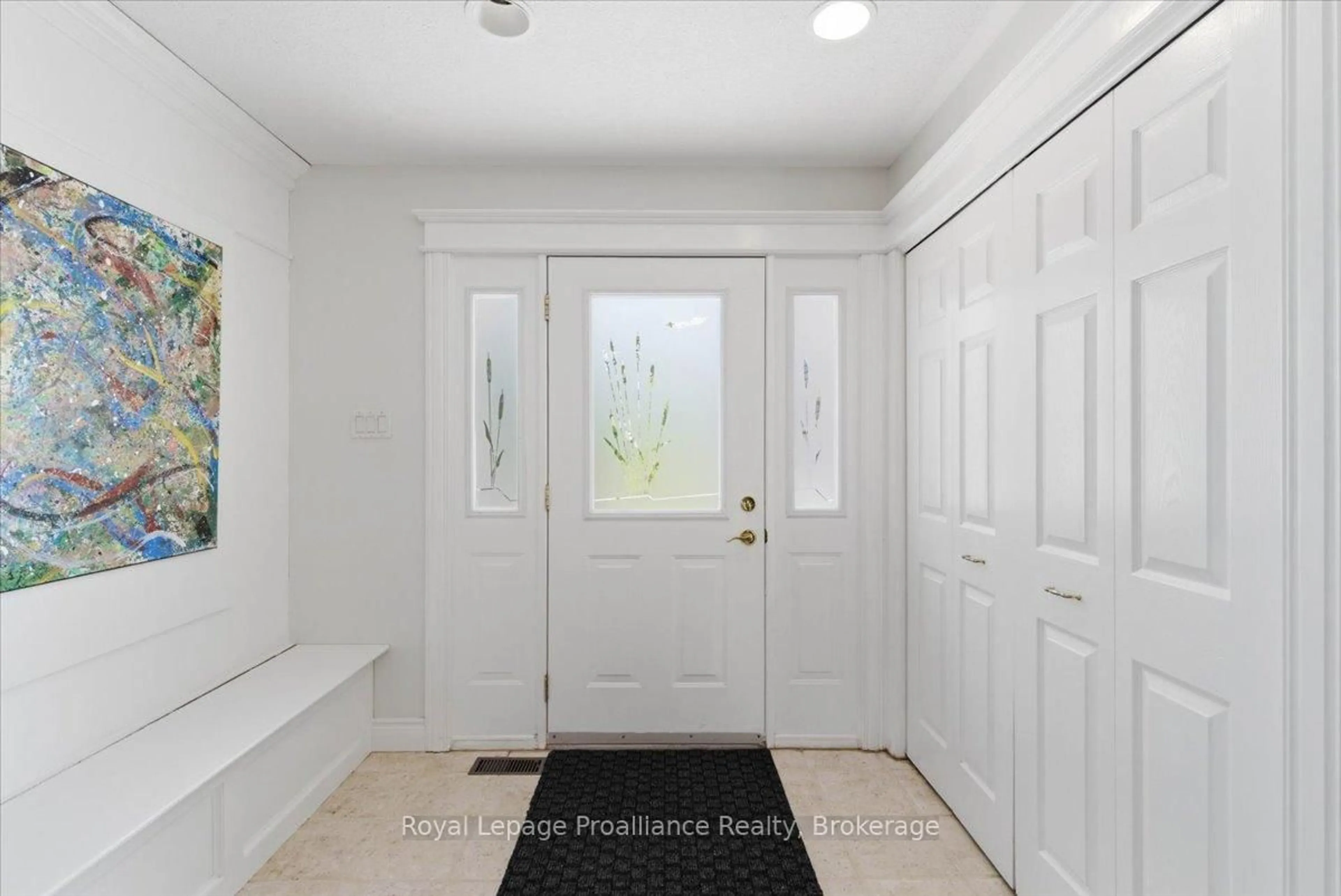 Indoor entryway for 233 Parkview Rd, Prince Edward County Ontario K0K 1L0