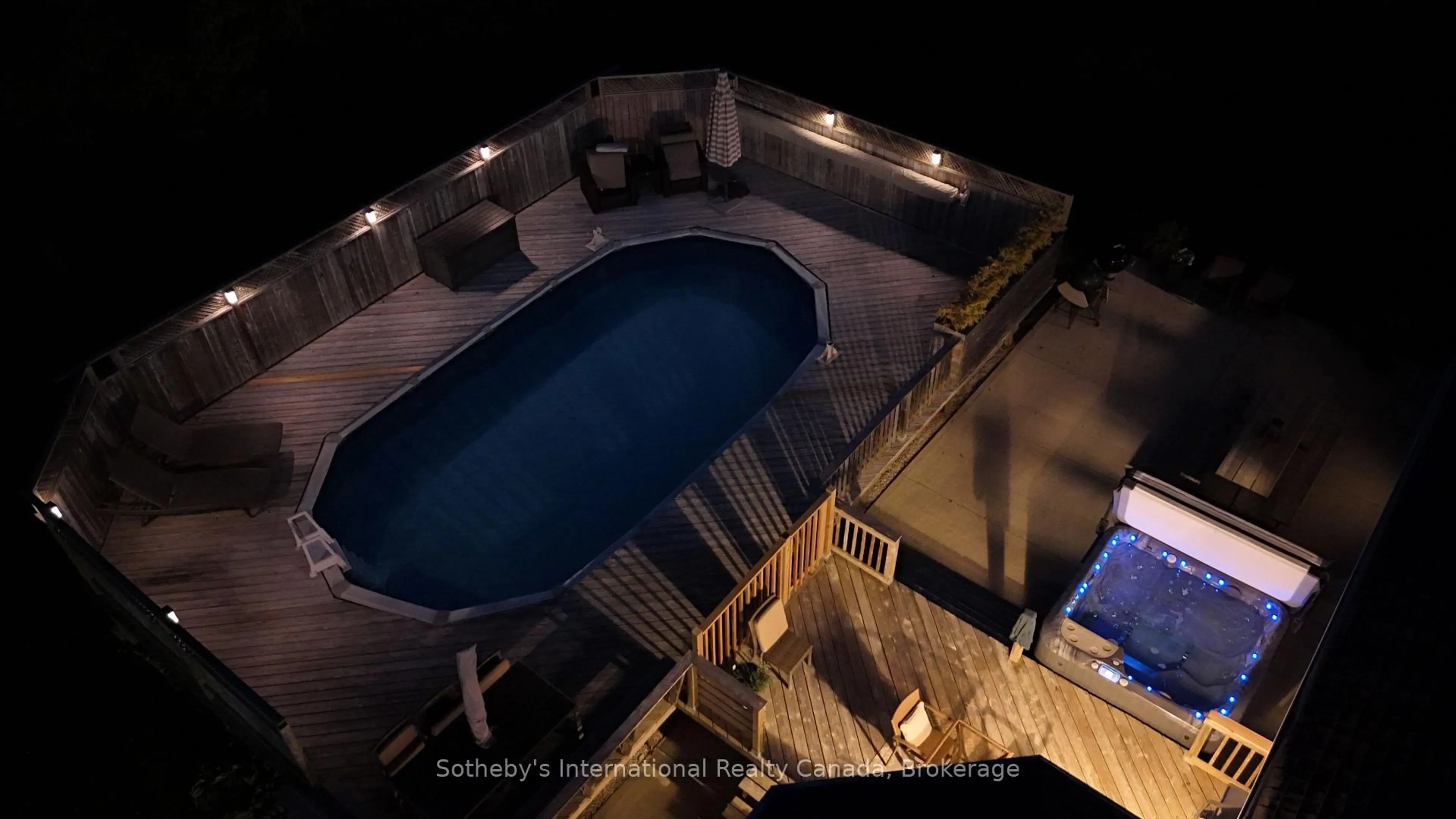 Pool for 447 Union St, Meaford Ontario N4L 1W7