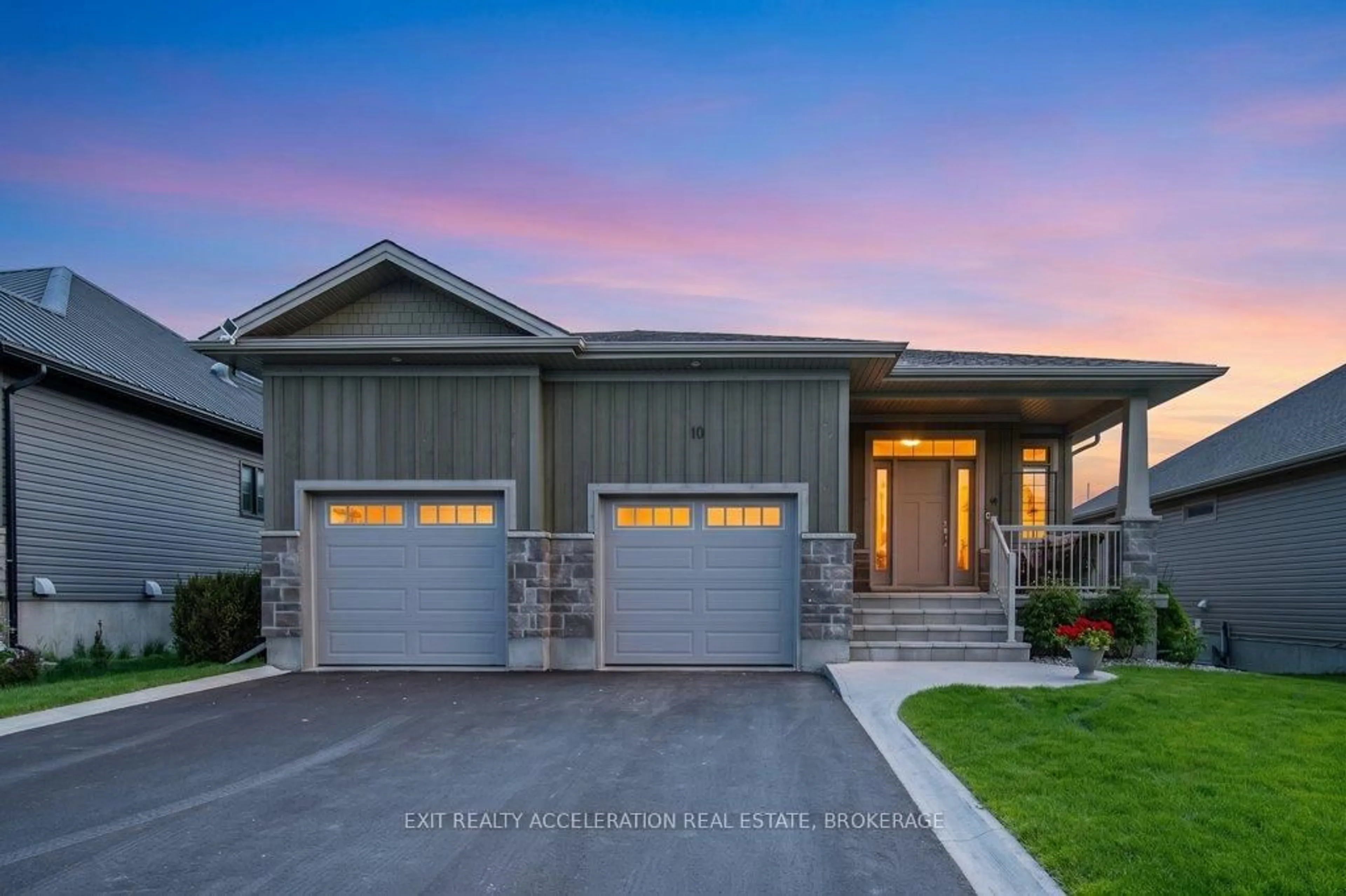 Home with vinyl exterior material, street for 10 Admiral Crt, Bath Ontario K0H 1G0