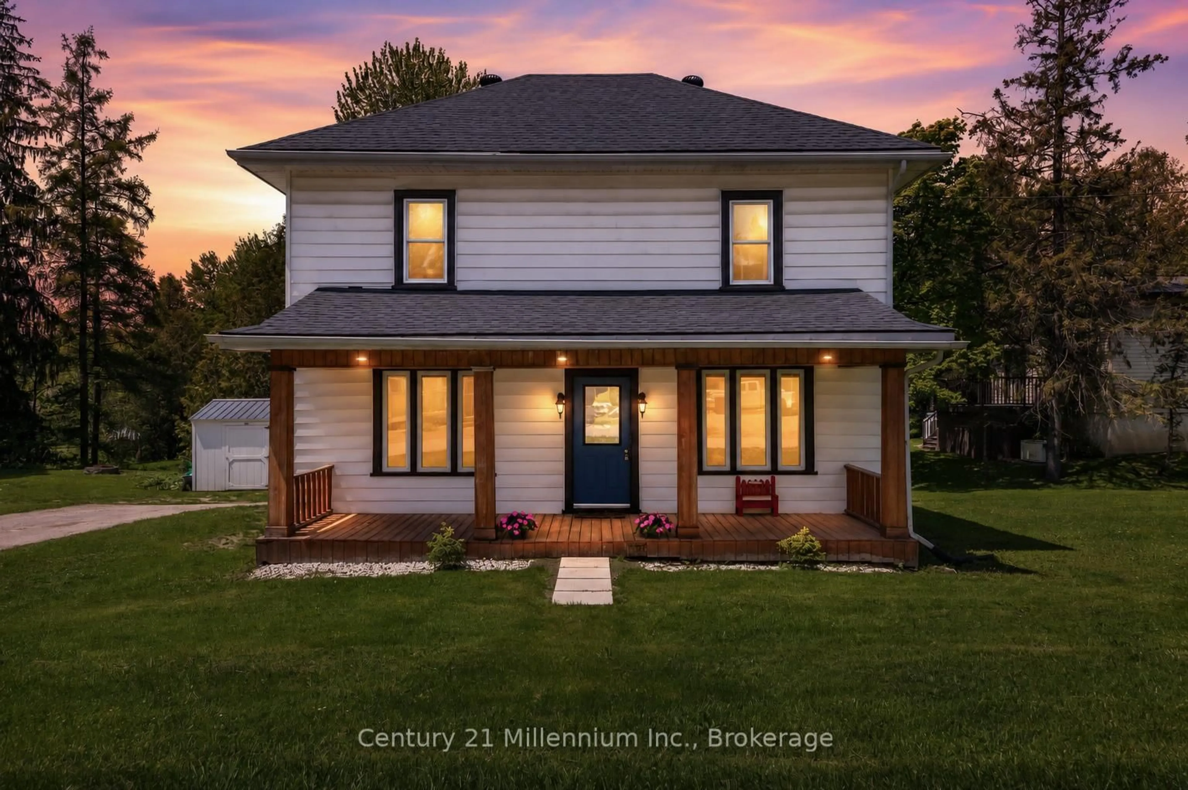 Home with brick exterior material, unknown for 680193 Chatsworth Road 24, Chatsworth Ontario N0H 1R0