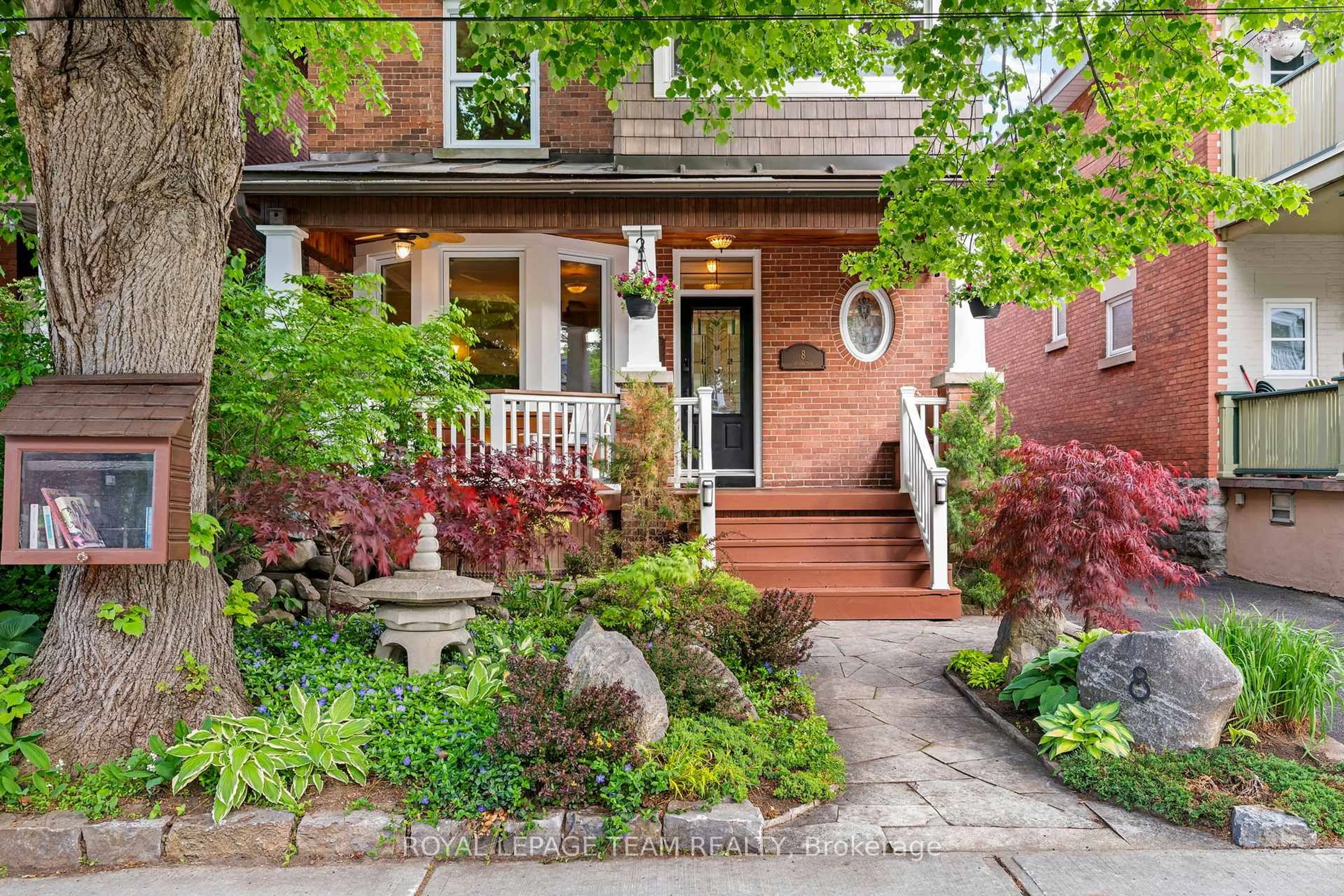 Home with brick exterior material, street for 8 Ossington Ave, Ottawa Ontario K1S 3B4