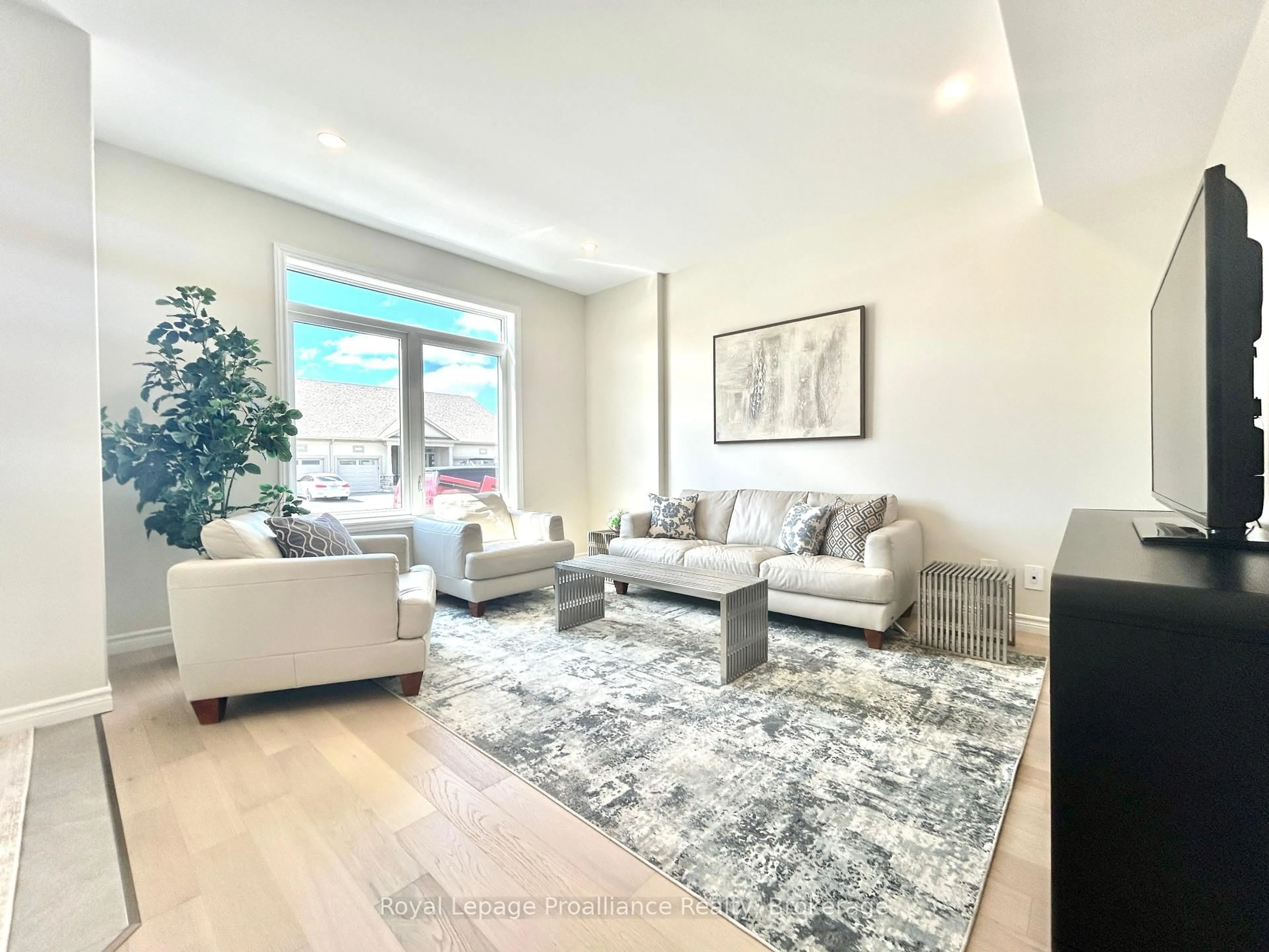 Living room with furniture, unknown for 91 Athabaska Dr, Belleville Ontario K8N 0T1