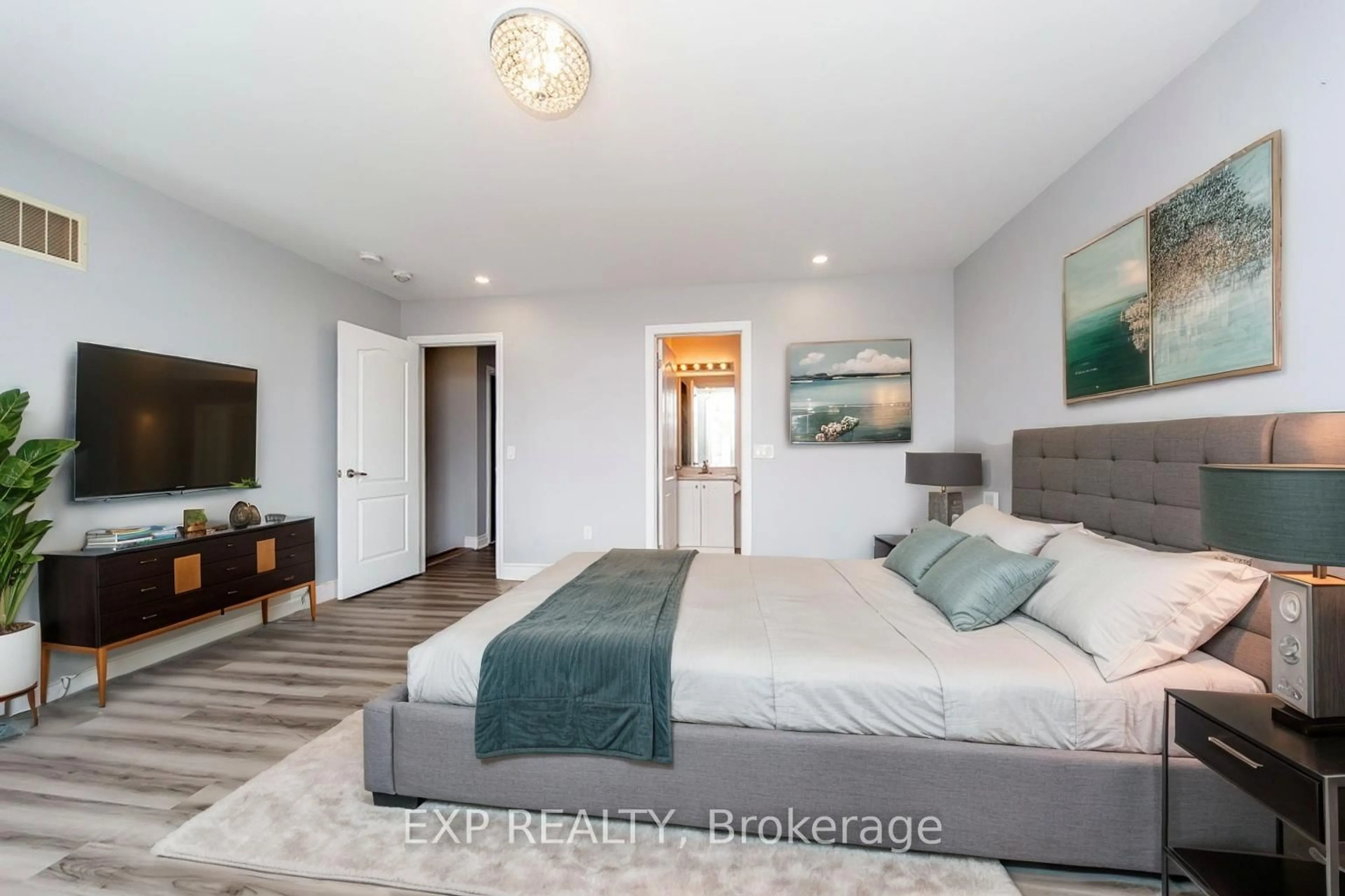 A pic of a room for 734 Cook Cres, Shelburne Ontario L9V 3V2