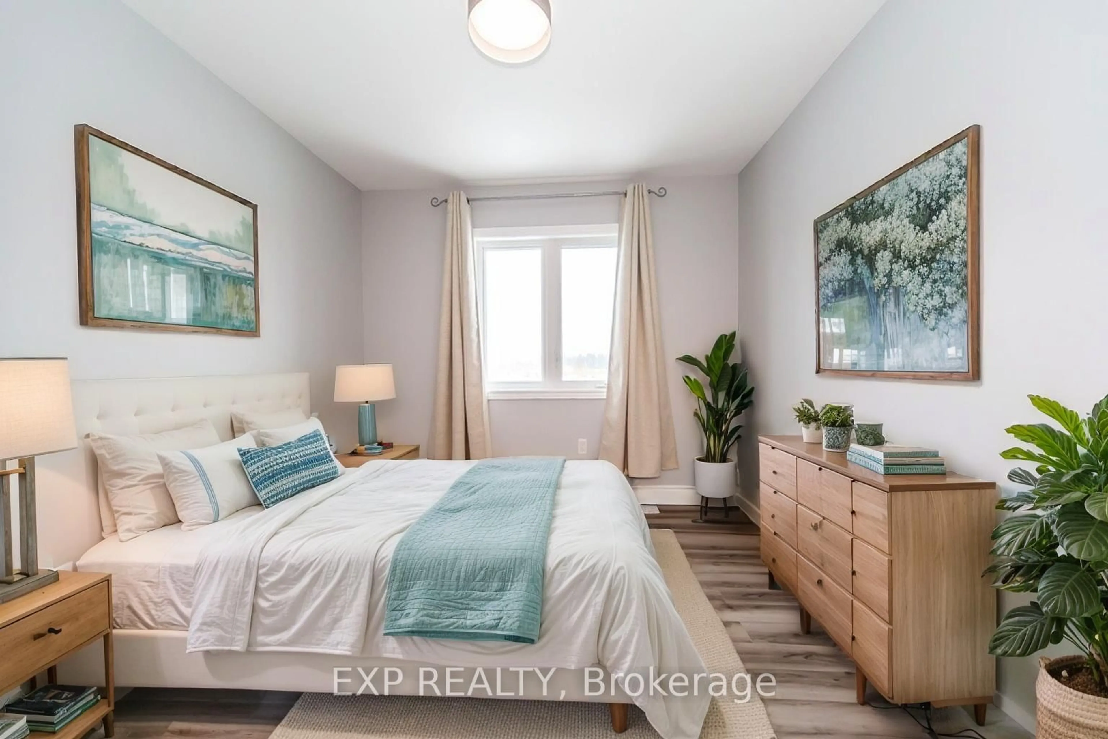 Bedroom with bed, unknown for 734 Cook Cres, Shelburne Ontario L9V 3V2