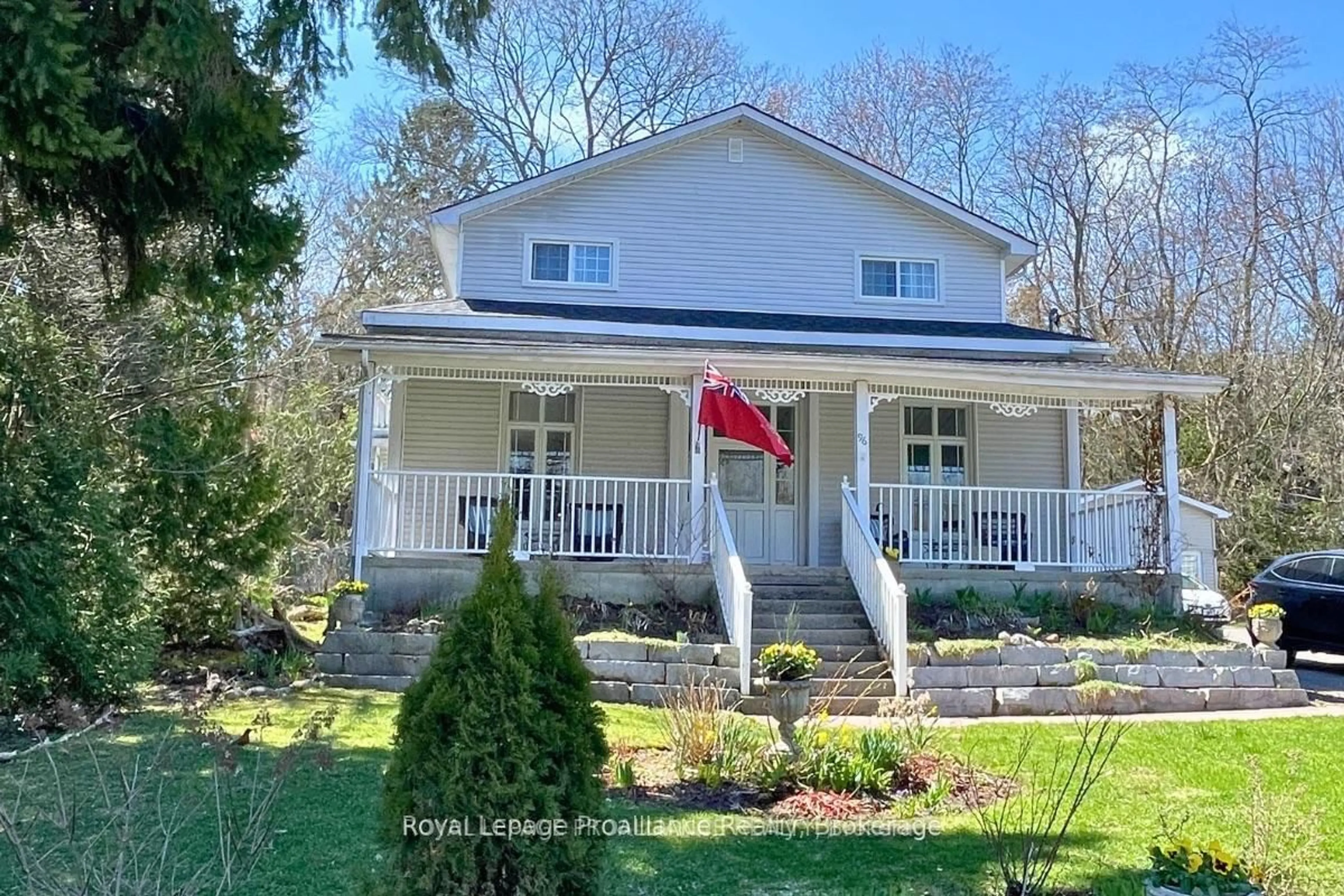 Home with vinyl exterior material, street for 96 Cavan St, Port Hope Ontario L1A 3B7