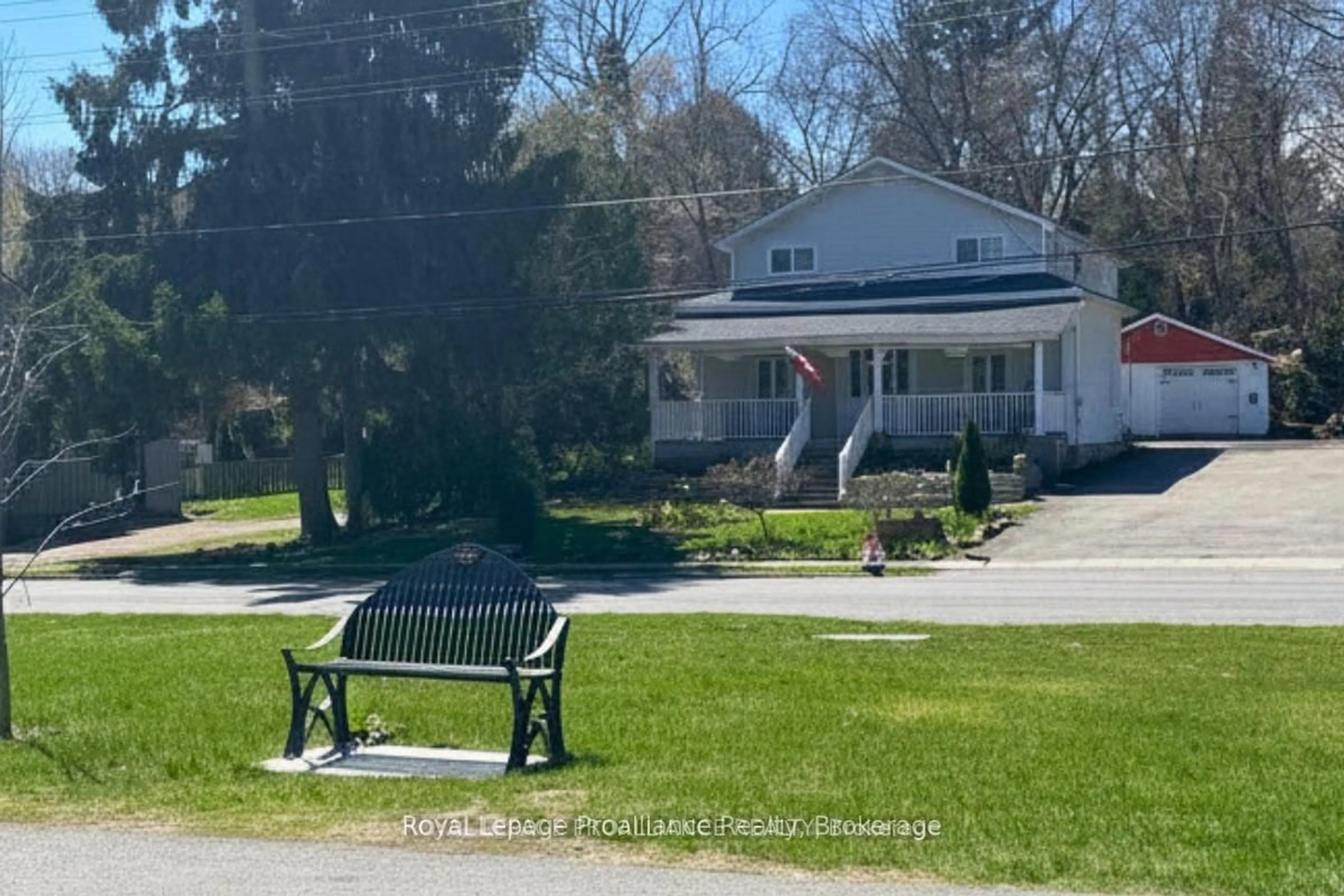 A pic from outside/outdoor area/front of a property/back of a property/a pic from drone, street for 96 Cavan St, Port Hope Ontario L1A 3B7