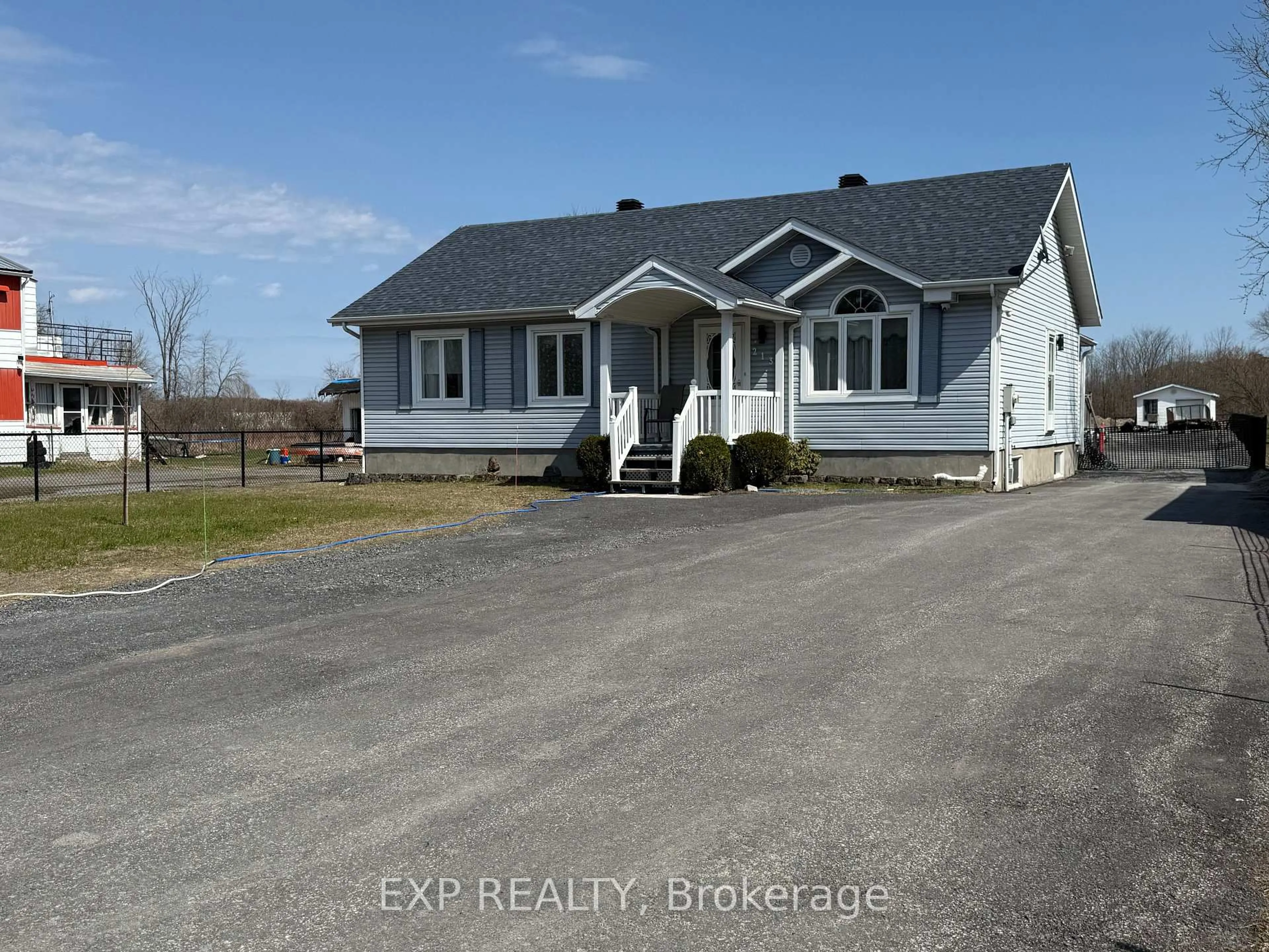 Home with vinyl exterior material, building for 213 Longueuil St, Champlain Ontario K0B 1K0