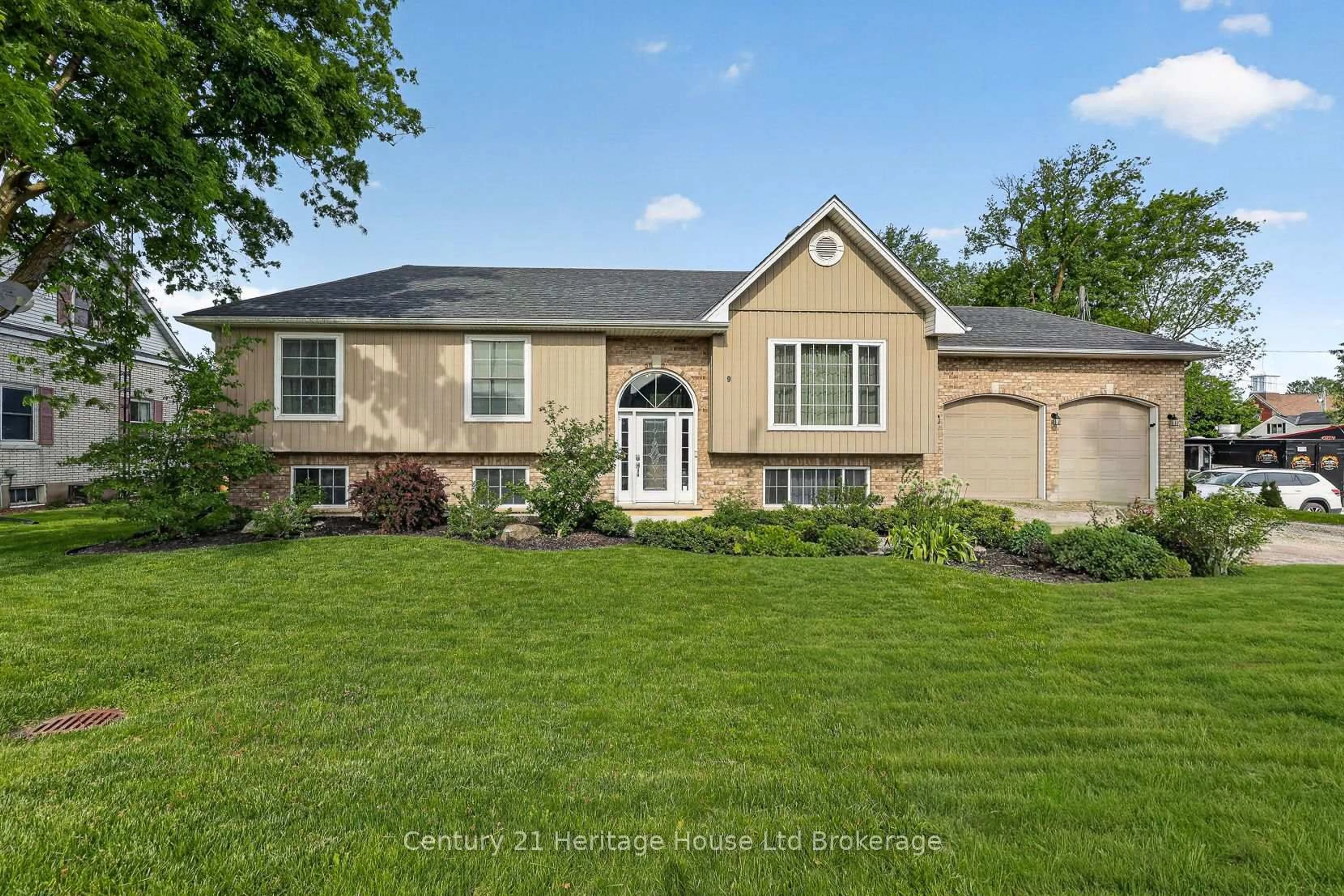 Home with brick exterior material, street for 9 West St, Norwich Ontario N0J 1X0