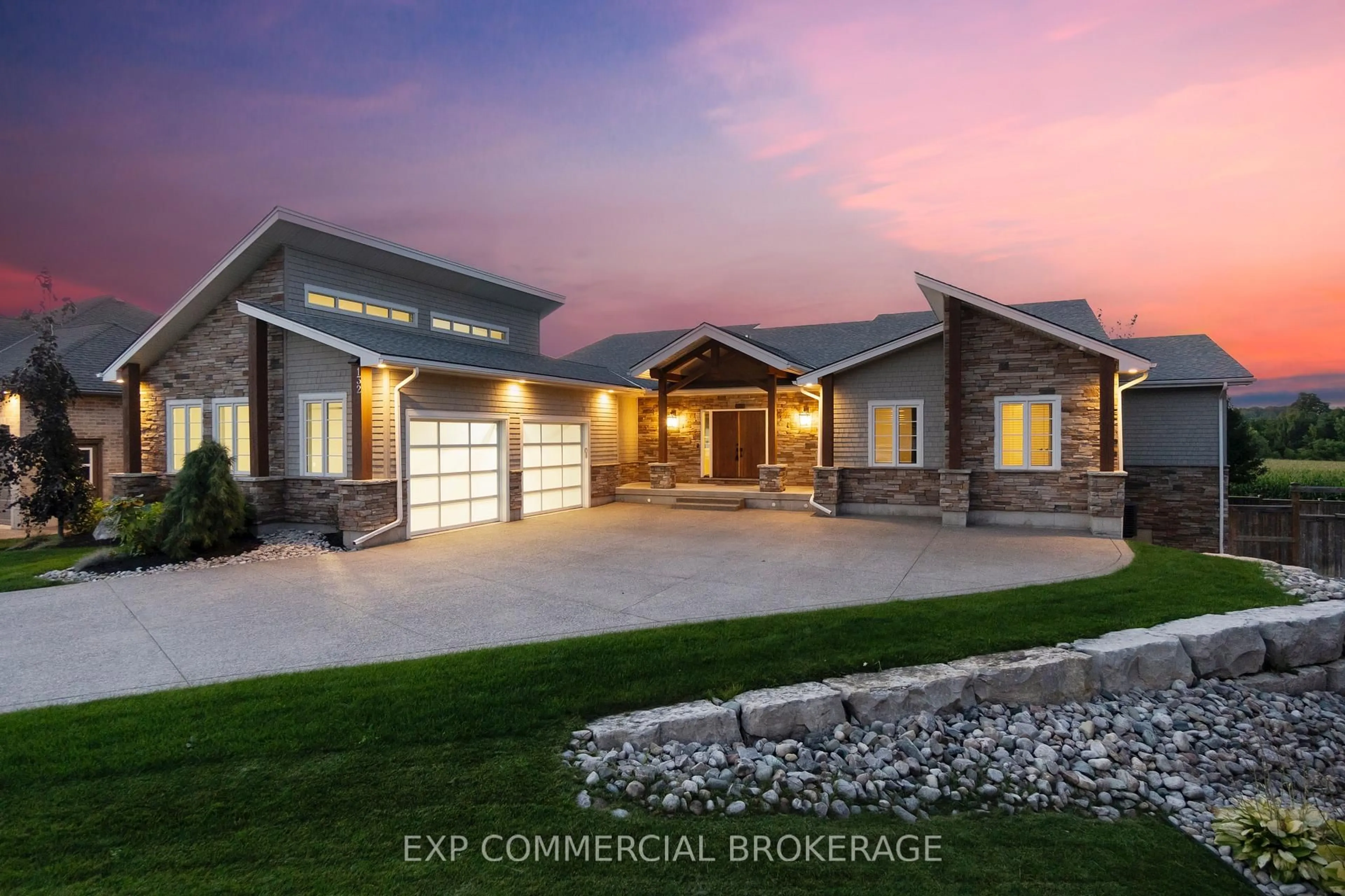 Home with brick exterior material, building for 132 Parkview Dr, Woodstock Ontario N4T 0J2