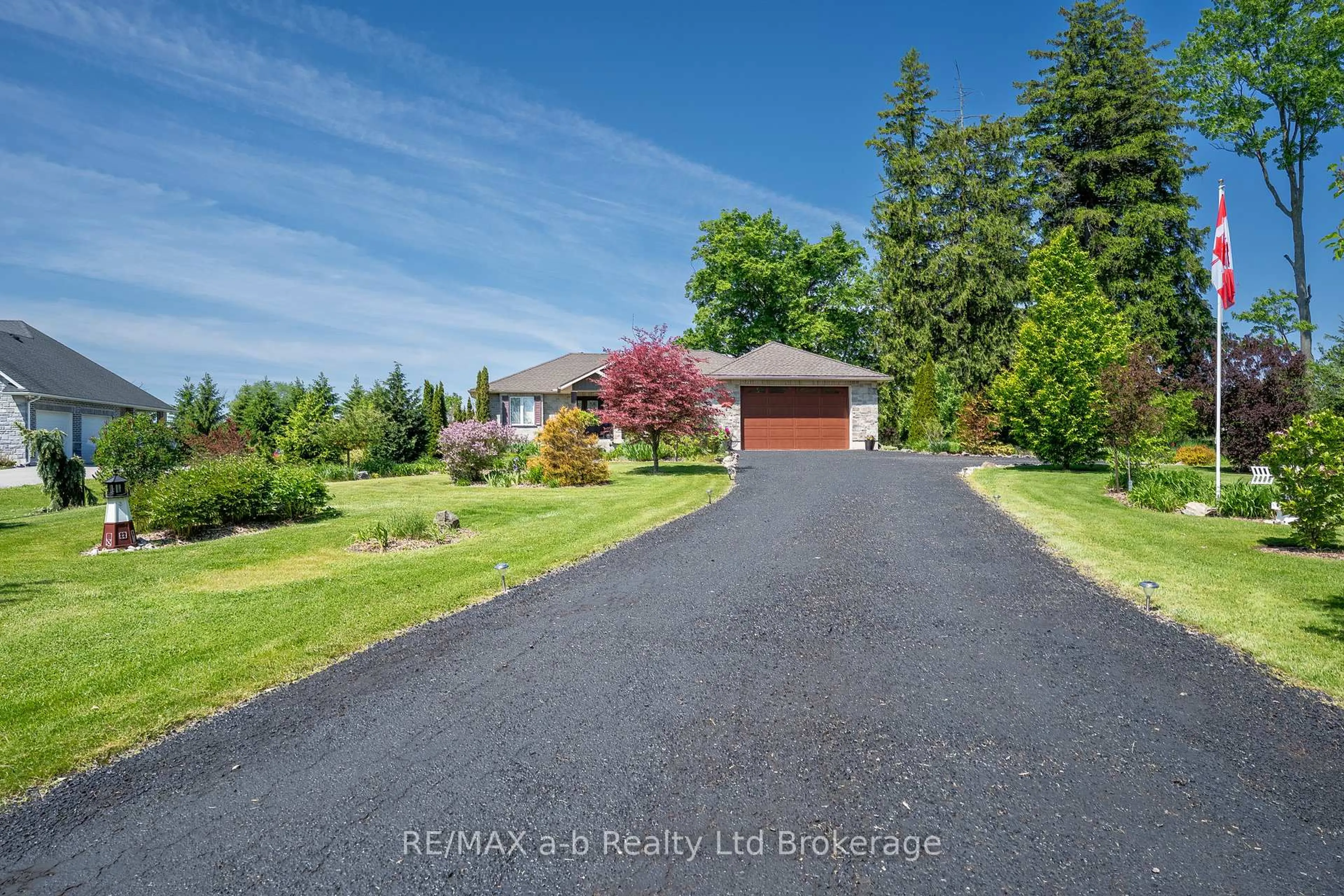 A pic from outside/outdoor area/front of a property/back of a property/a pic from drone, water/lake/river/ocean view for 261 Middle Townline Rd, Brant Ontario N0E 1E0