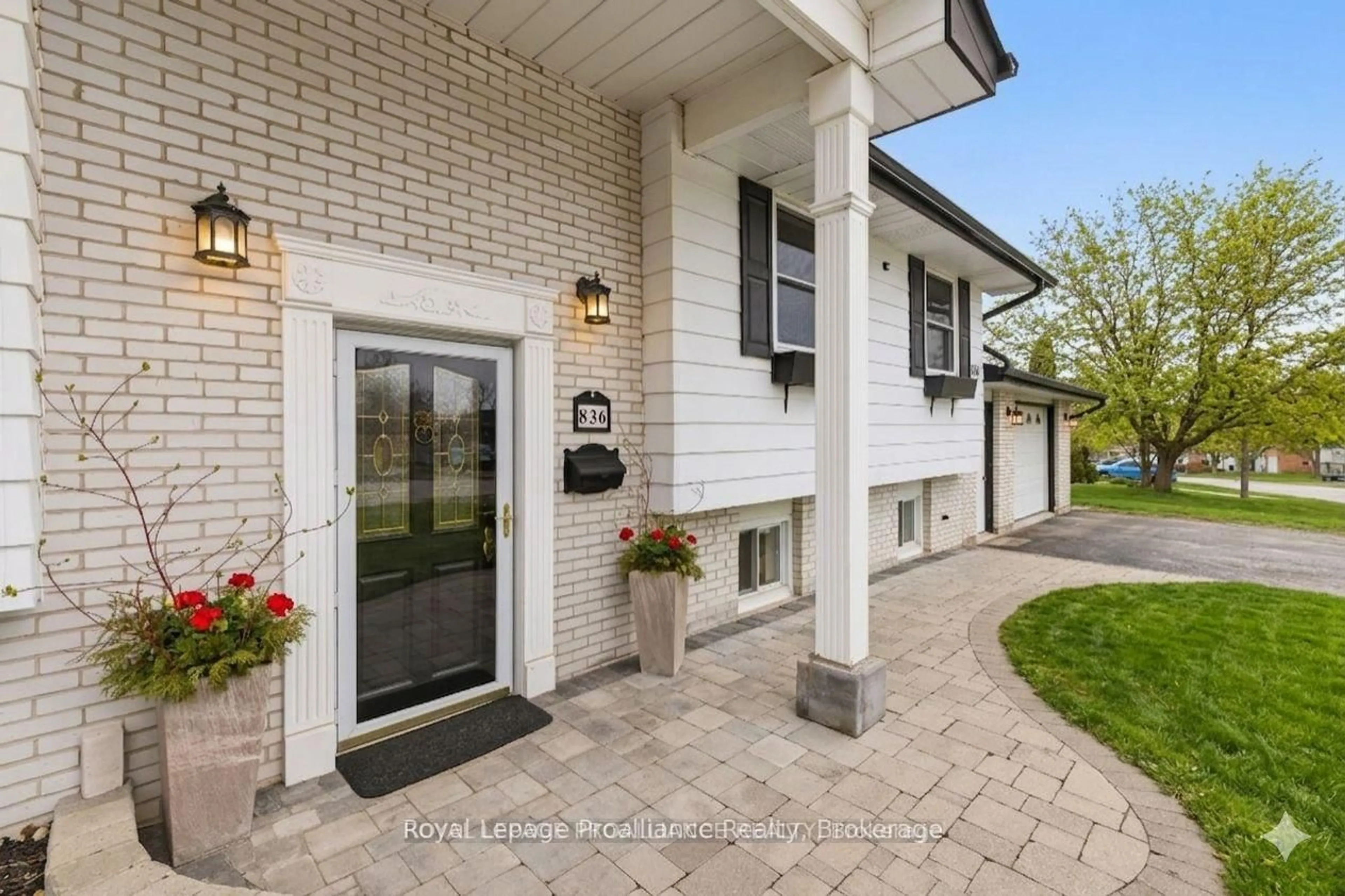 Home with brick exterior material, street for 836 Stewart Dr, Peterborough Ontario K9J 7R4