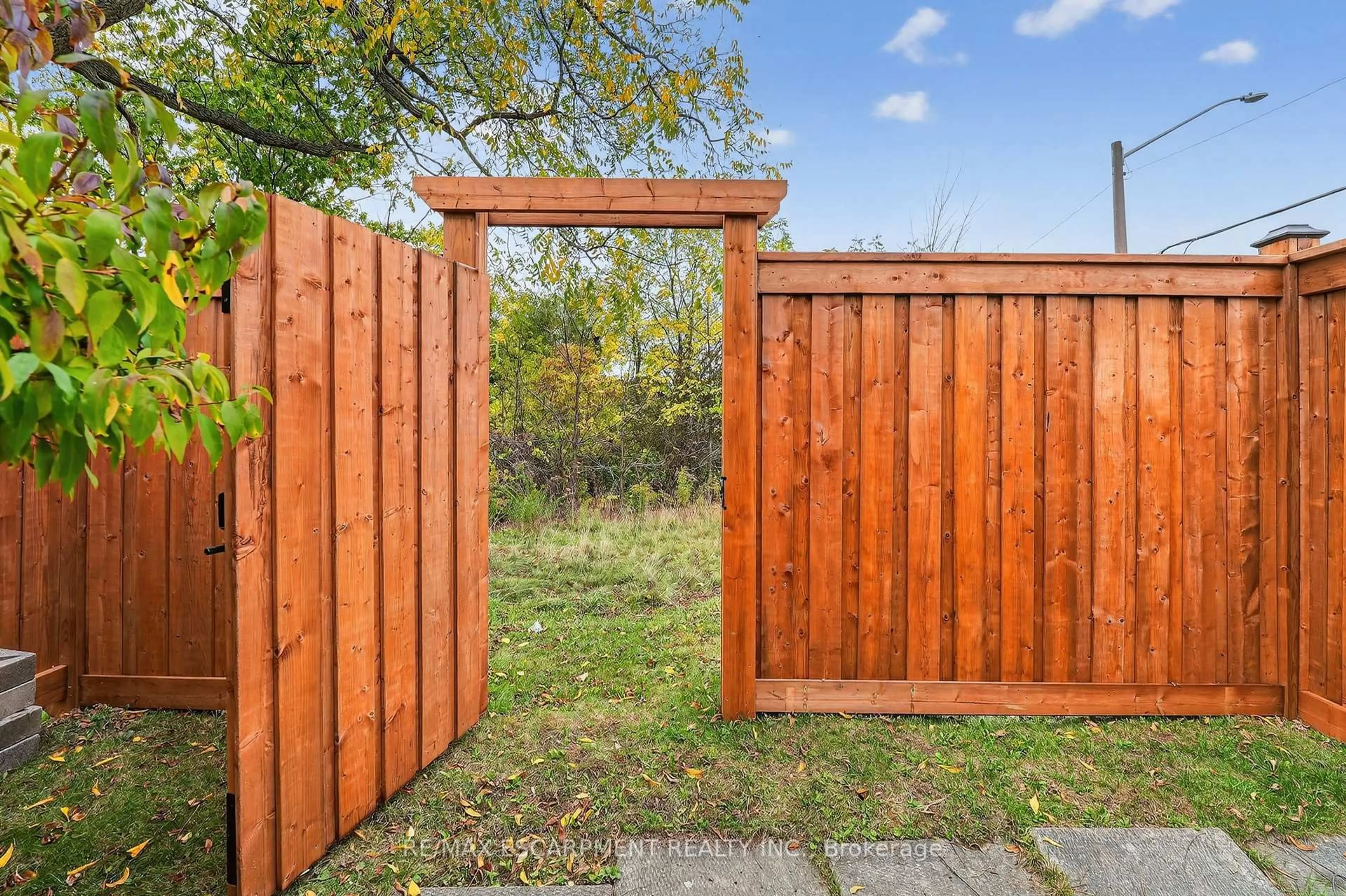 Patio, street for 34 Bow Valley Dr #1, Hamilton Ontario L8E 3L4