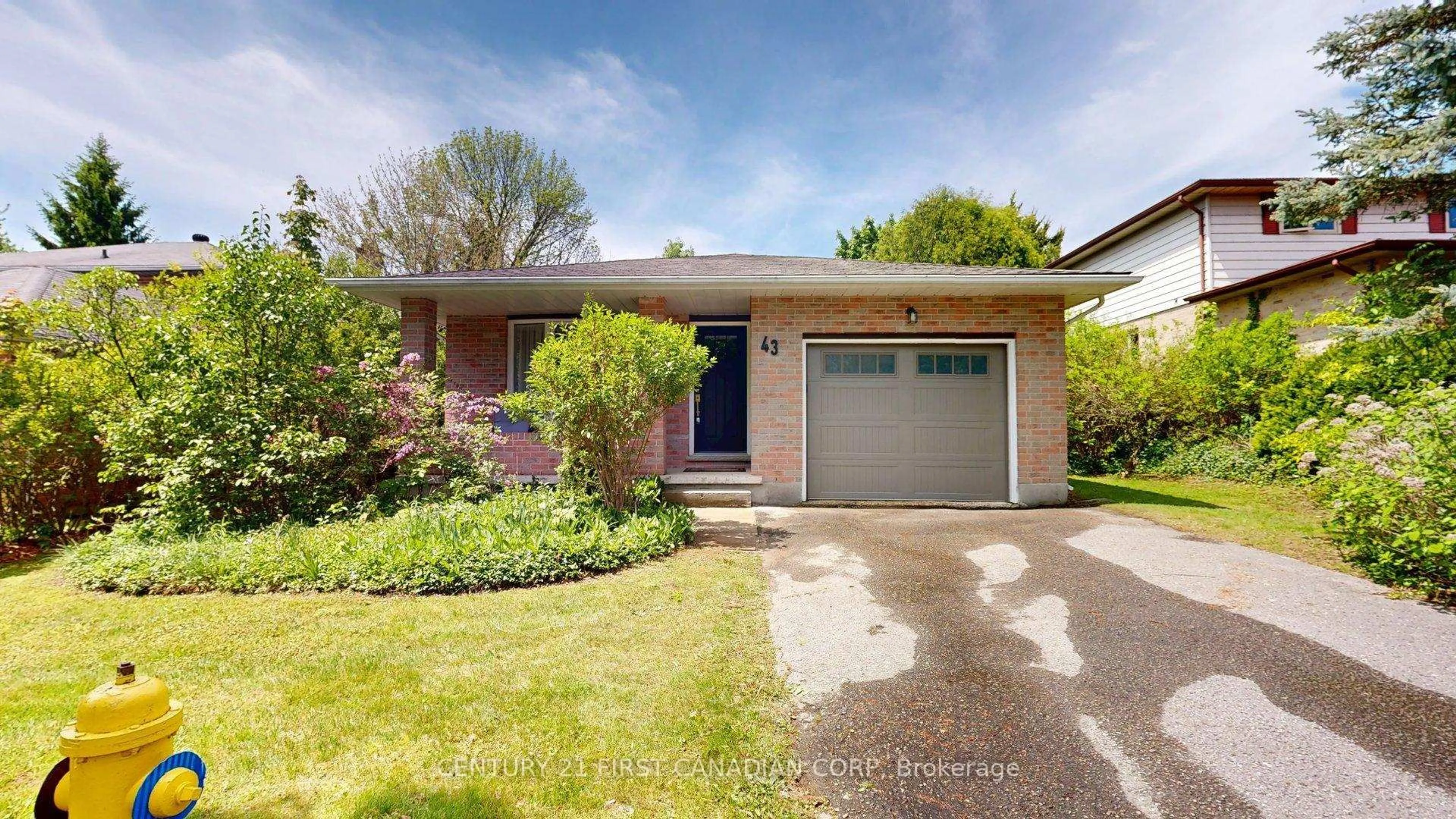 Home with brick exterior material, street for 43 Walmer Gdns, London North Ontario N6G 4H5