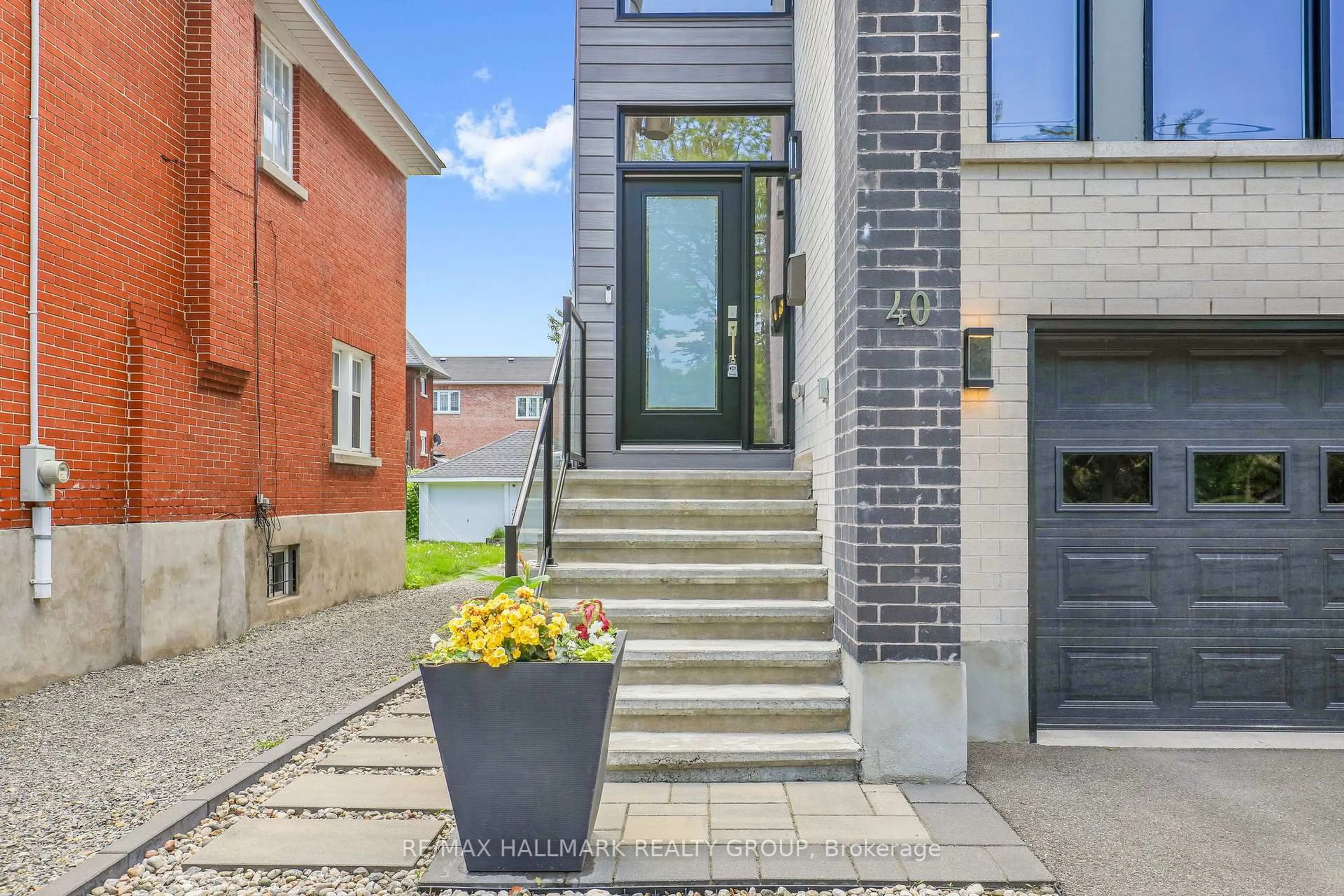Home with brick exterior material, street for 40 Byron Ave, Ottawa Ontario K1Y 3J1