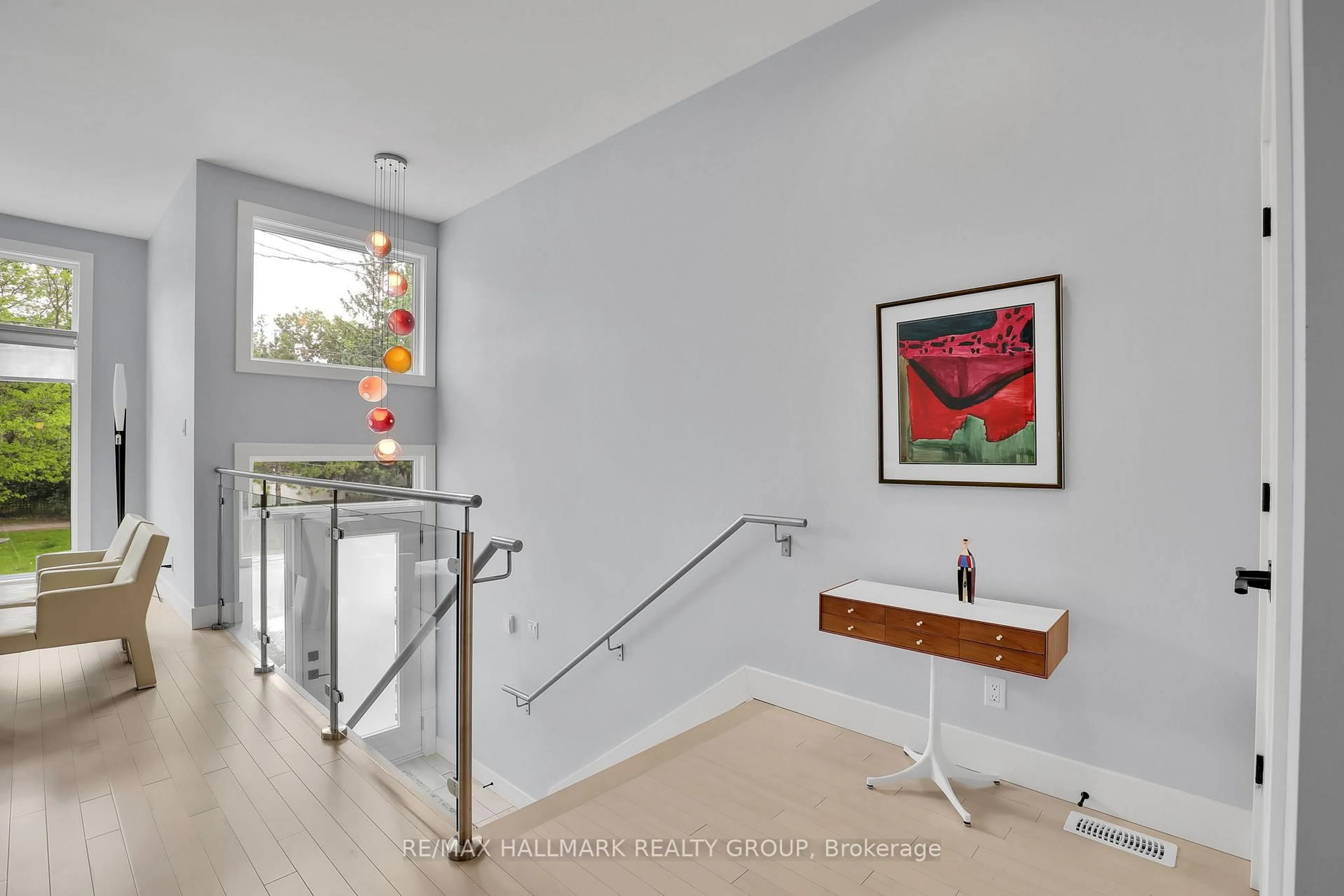 Unknown for 40 Byron Ave, Ottawa Ontario K1Y 3J1